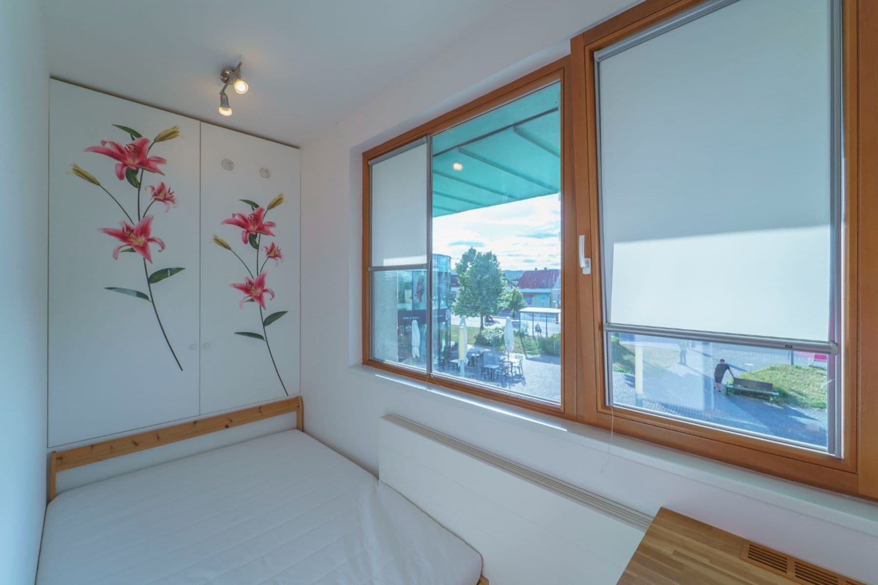 Pronájem bytu 1+kk 23 m², Mokropeská, Černošice, Středočeský kraj Pronájem bytu 1+kk 23 m², Mokropeská, Černošice, Středočeský kraj