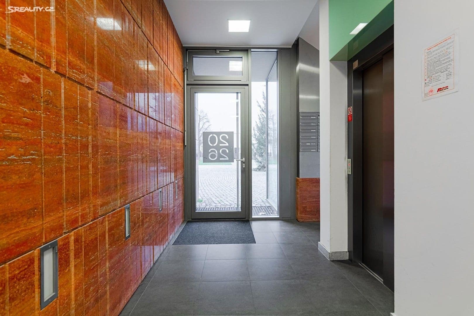 Pronájem bytu 1+kk 23 m², Mokropeská, Černošice, Středočeský kraj Pronájem bytu 1+kk 23 m², Mokropeská, Černošice, Středočeský kraj