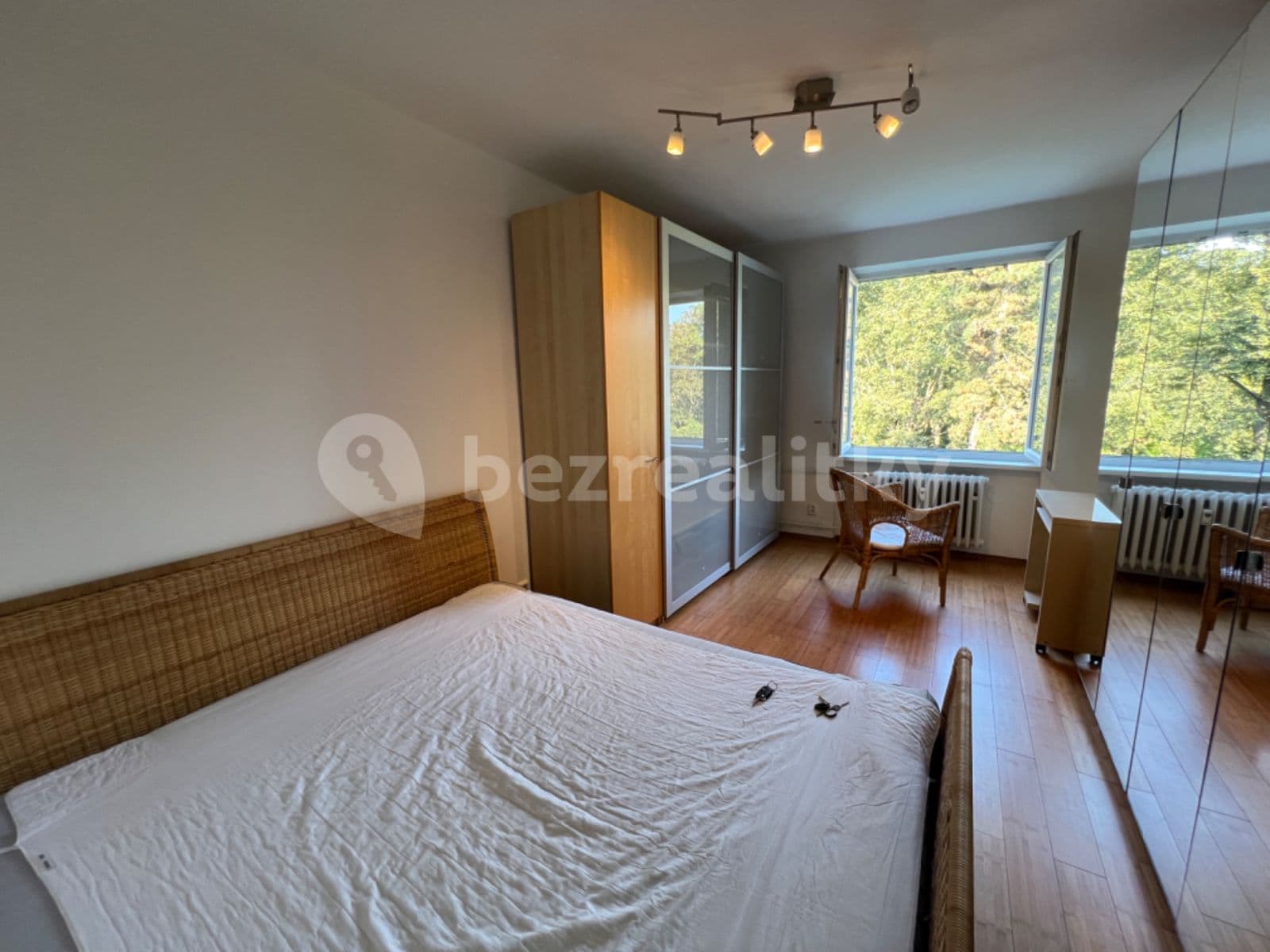 Pronájem bytu 2+kk 50 m², Bělohorská, Praha, Praha Pronájem bytu 2+kk 50 m², Bělohorská, Praha, Praha