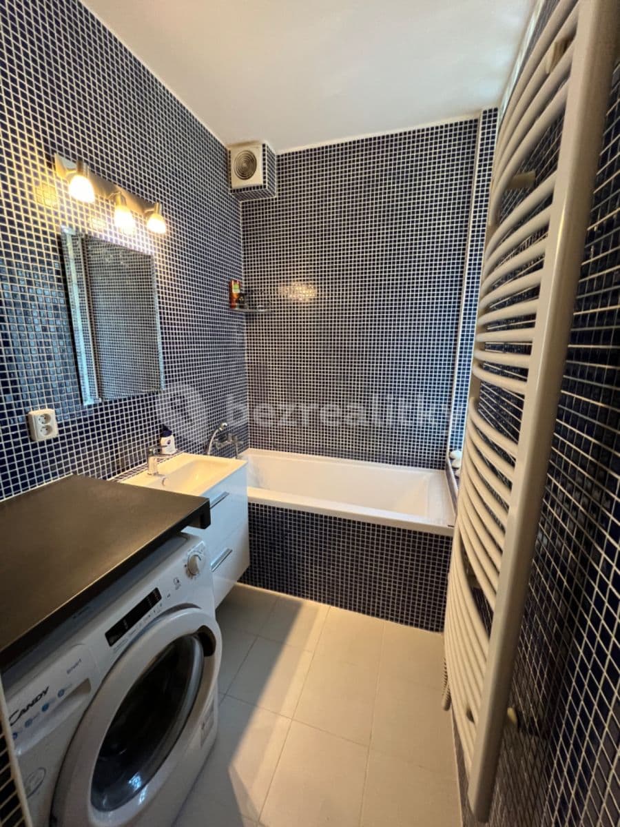 Pronájem bytu 2+kk 50 m², Bělohorská, Praha, Praha Pronájem bytu 2+kk 50 m², Bělohorská, Praha, Praha