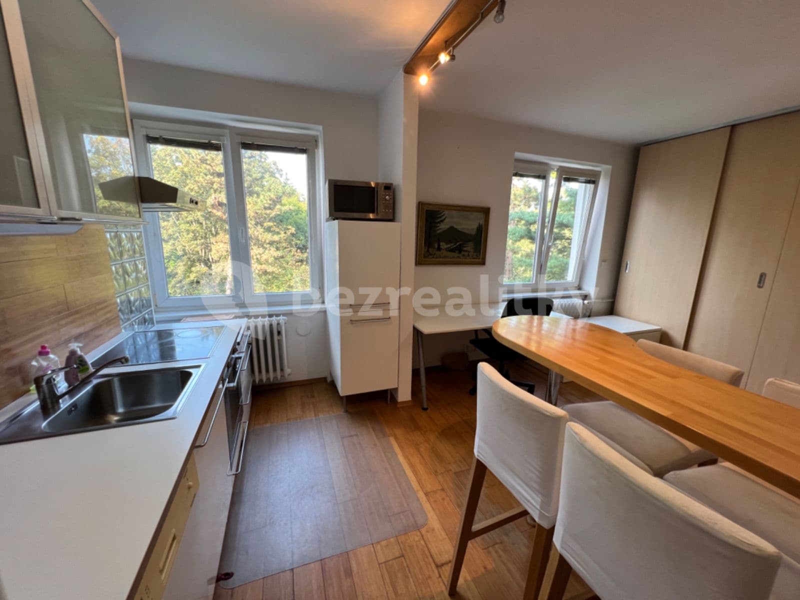 Pronájem bytu 2+kk 50 m², Bělohorská, Praha, Praha Pronájem bytu 2+kk 50 m², Bělohorská, Praha, Praha