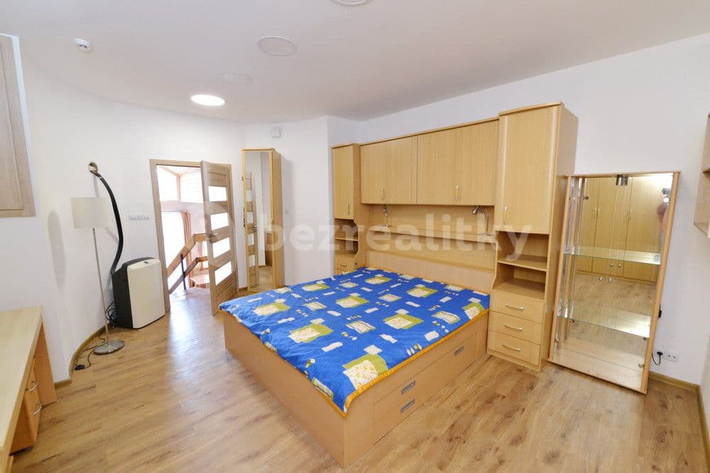 Pronájem bytu 2+kk 43 m², Nad Kolonií, Praha, Praha Pronájem bytu 2+kk 43 m², Nad Kolonií, Praha, Praha