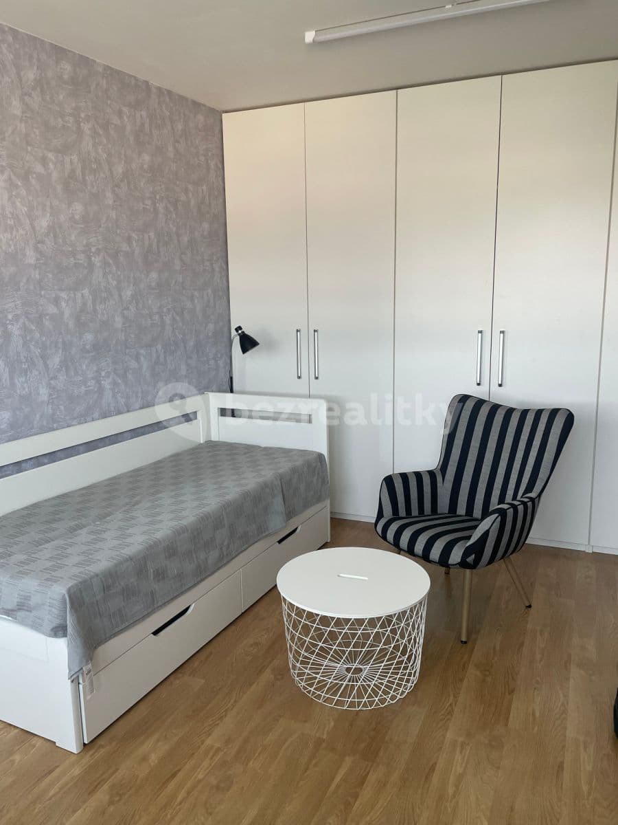 Pronájem bytu 1+kk 32 m², Nademlejnská, Praha, Praha Pronájem bytu 1+kk 32 m², Nademlejnská, Praha, Praha