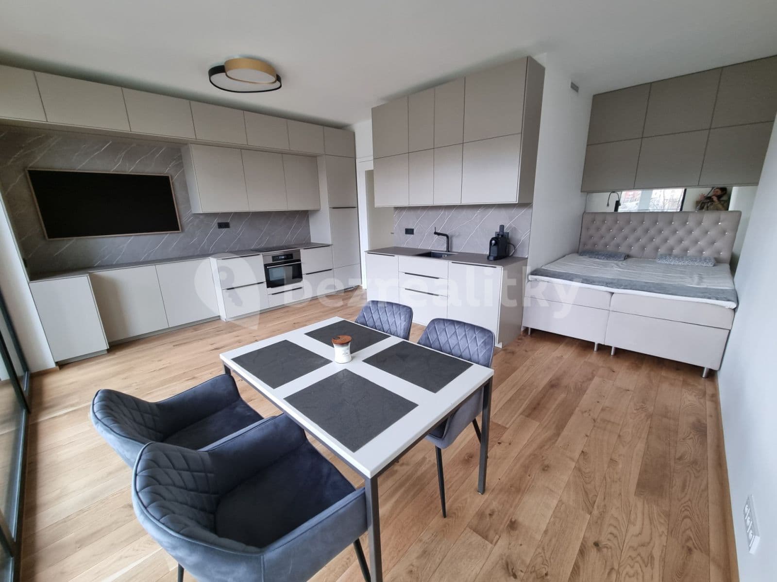 Pronájem bytu 1+kk 37 m², Vítězné náměstí, Praha, Praha Pronájem bytu 1+kk 37 m², Vítězné náměstí, Praha, Praha