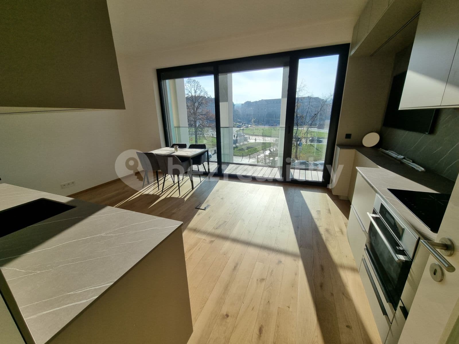 Pronájem bytu 1+kk 37 m², Vítězné náměstí, Praha, Praha Pronájem bytu 1+kk 37 m², Vítězné náměstí, Praha, Praha