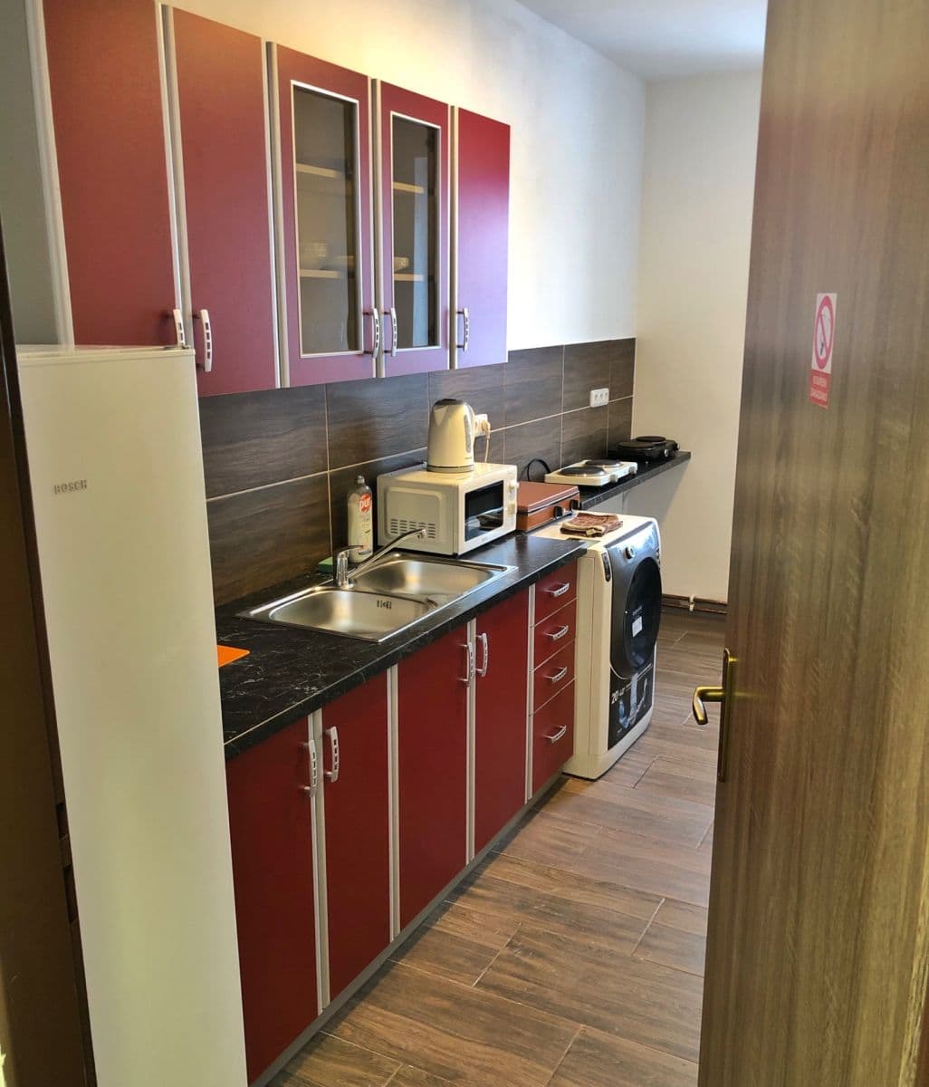 Pronájem bytu Garsoniéra 20 m², Kokešova, Pardubice, Pardubický kraj Pronájem bytu Garsoniéra 20 m², Kokešova, Pardubice, Pardubický kraj