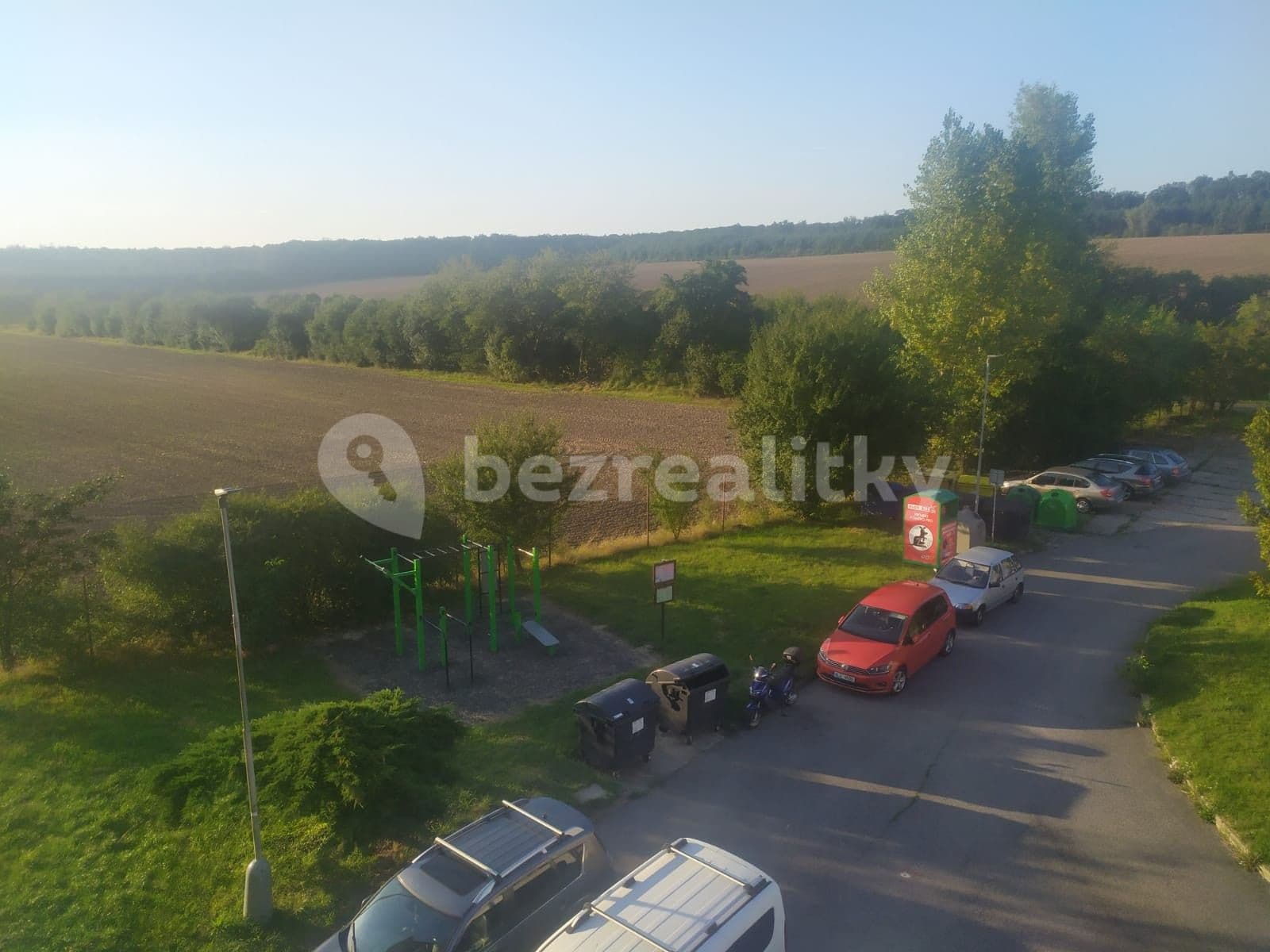Pronájem bytu 2+1 60 m², Milovice, Středočeský kraj Pronájem bytu 2+1 60 m², Milovice, Středočeský kraj