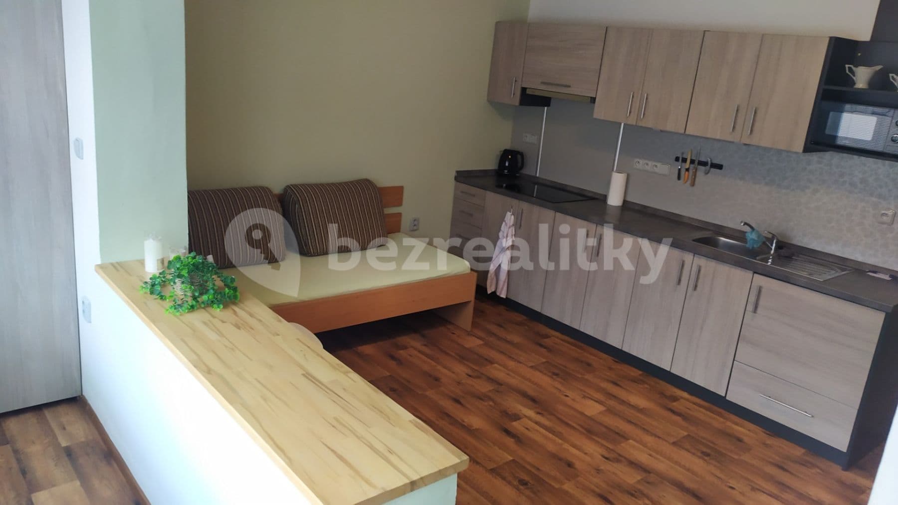 Pronájem bytu 1+kk 32 m², Netušilova, Prostějov, Olomoucký kraj Pronájem bytu 1+kk 32 m², Netušilova, Prostějov, Olomoucký kraj
