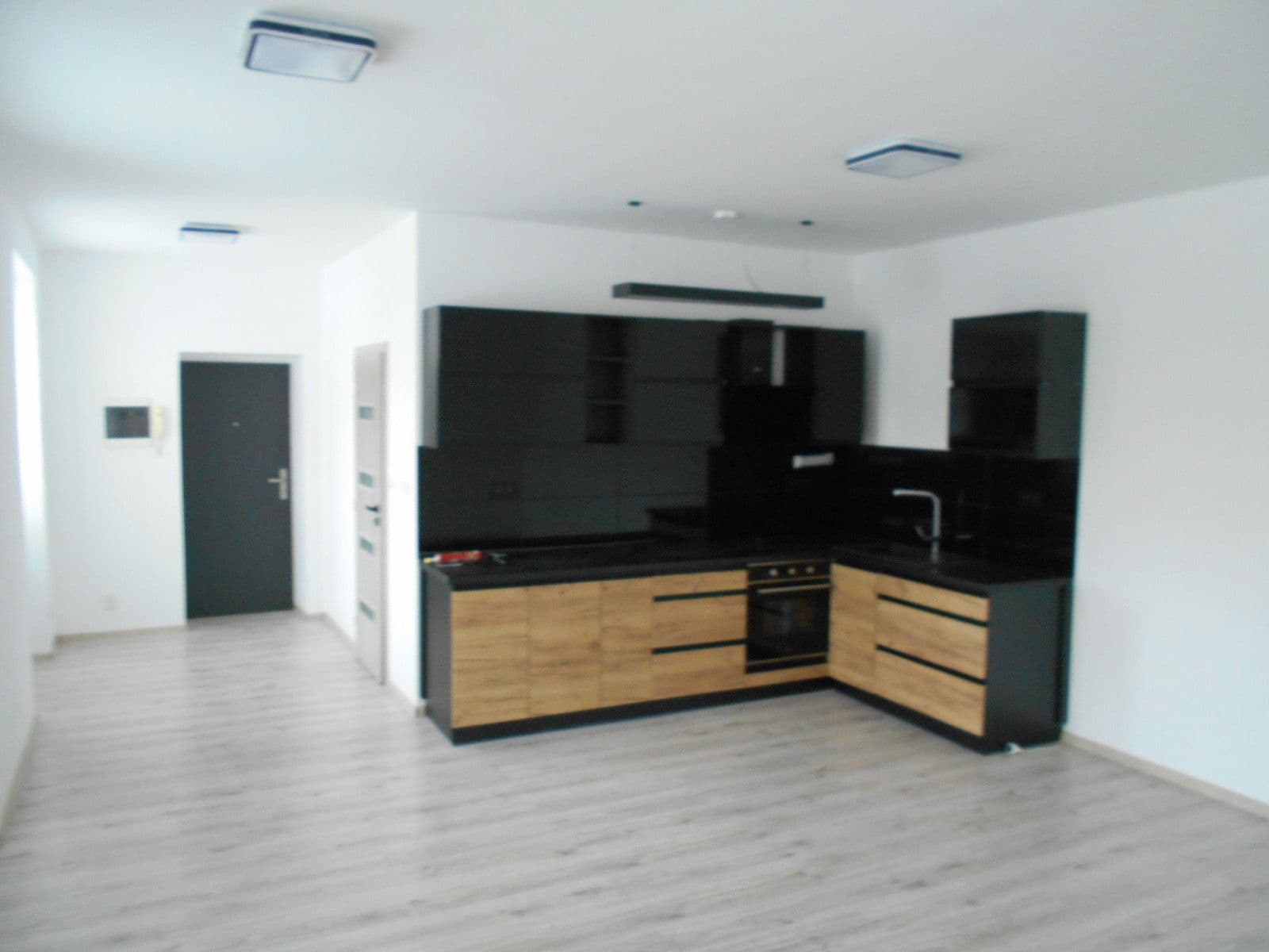 Pronájem bytu 2+kk 65 m², Louny, Ústecký kraj Pronájem bytu 2+kk 65 m², Louny, Ústecký kraj