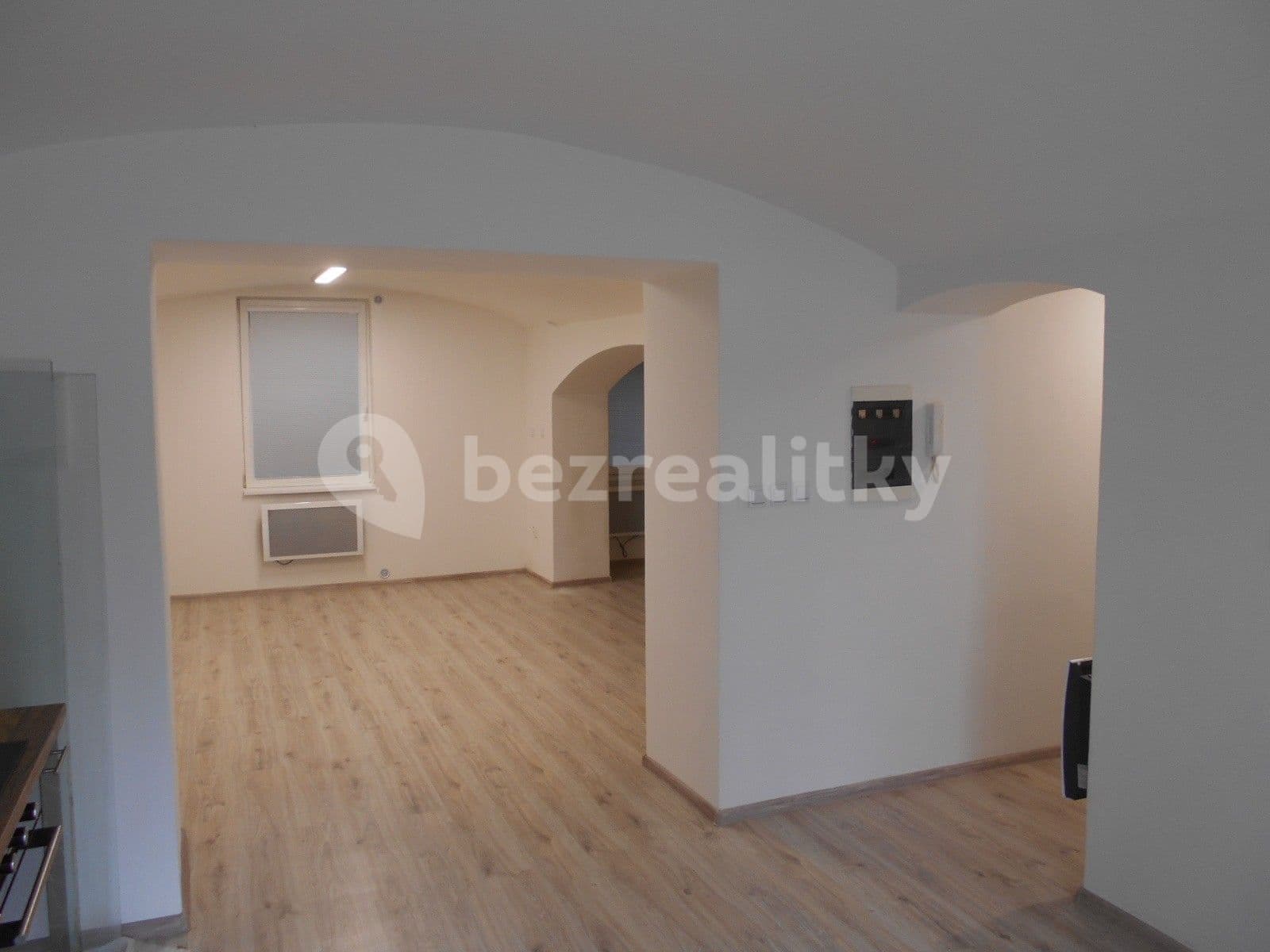 Pronájem bytu 2+kk 57 m², Louny, Ústecký kraj Pronájem bytu 2+kk 57 m², Louny, Ústecký kraj