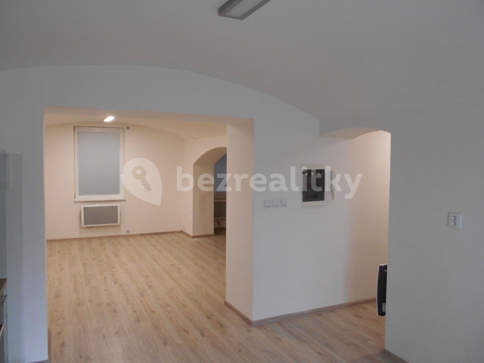 Pronájem bytu 2+kk 57 m², Louny, Ústecký kraj Pronájem bytu 2+kk 57 m², Louny, Ústecký kraj