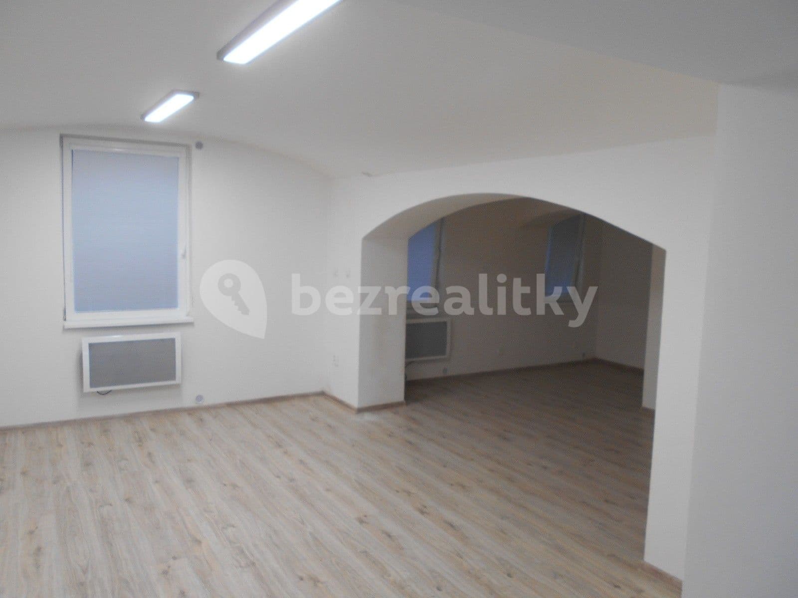 Pronájem bytu 2+kk 57 m², Louny, Ústecký kraj Pronájem bytu 2+kk 57 m², Louny, Ústecký kraj