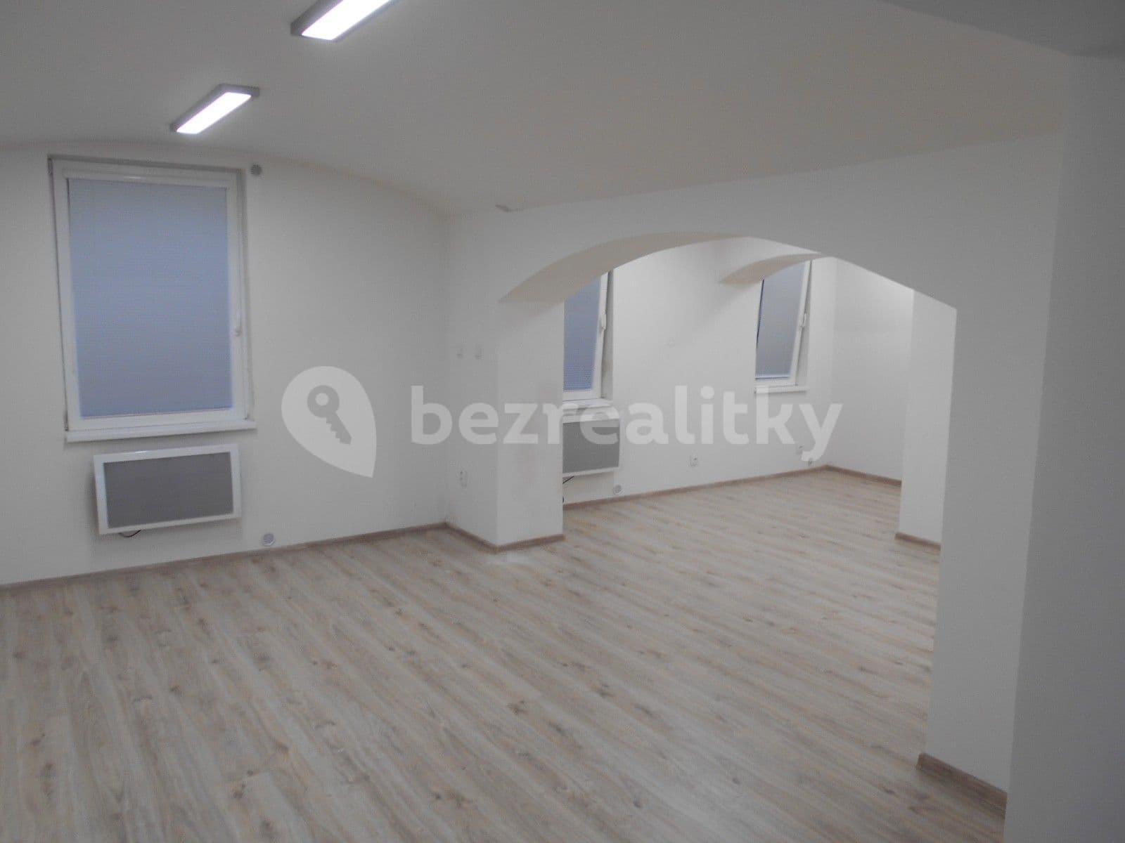 Pronájem bytu 2+kk 57 m², Louny, Ústecký kraj Pronájem bytu 2+kk 57 m², Louny, Ústecký kraj