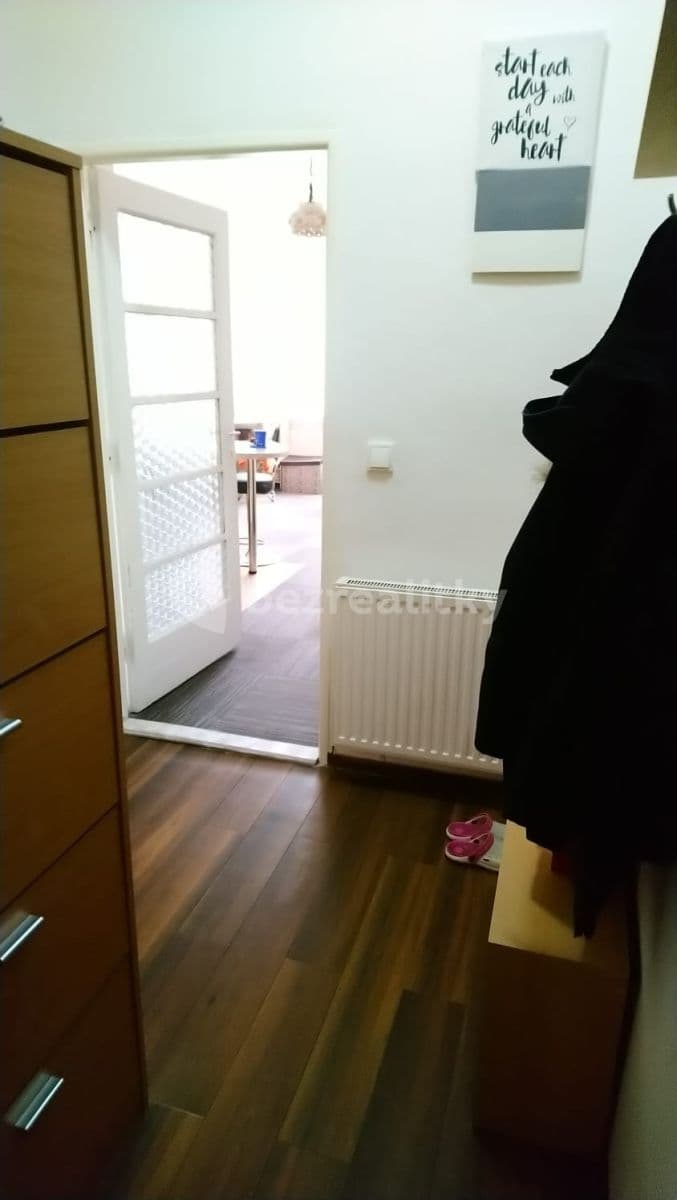 Pronájem bytu 1+kk 30 m², Kolbenova, Praha, Praha Pronájem bytu 1+kk 30 m², Kolbenova, Praha, Praha