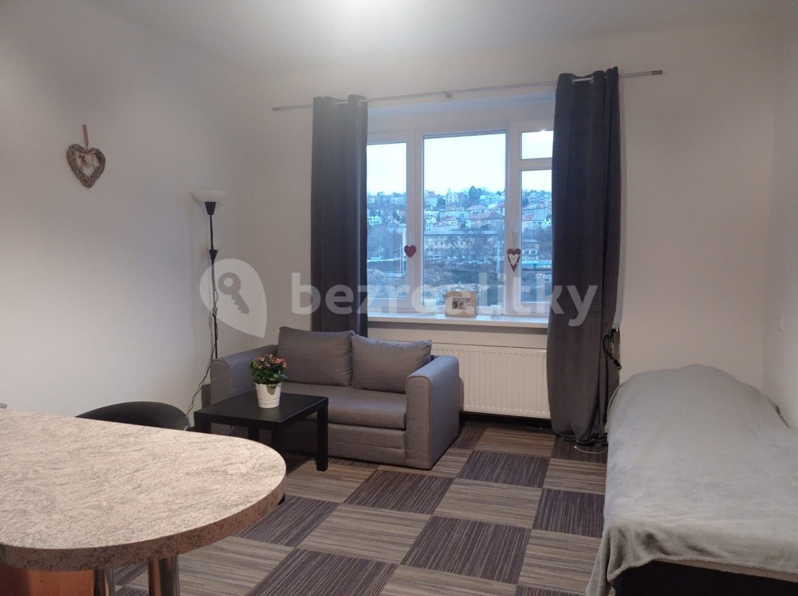 Pronájem bytu 1+kk 30 m², Kolbenova, Praha, Praha Pronájem bytu 1+kk 30 m², Kolbenova, Praha, Praha