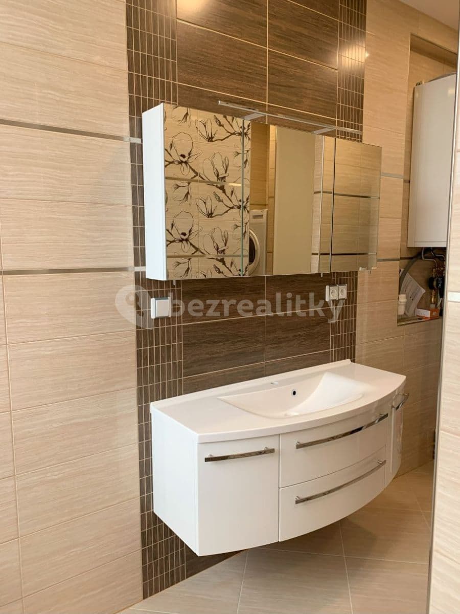 Pronájem bytu 2+kk 60 m², Cyrila Boudy, Kladno, Středočeský kraj Pronájem bytu 2+kk 60 m², Cyrila Boudy, Kladno, Středočeský kraj