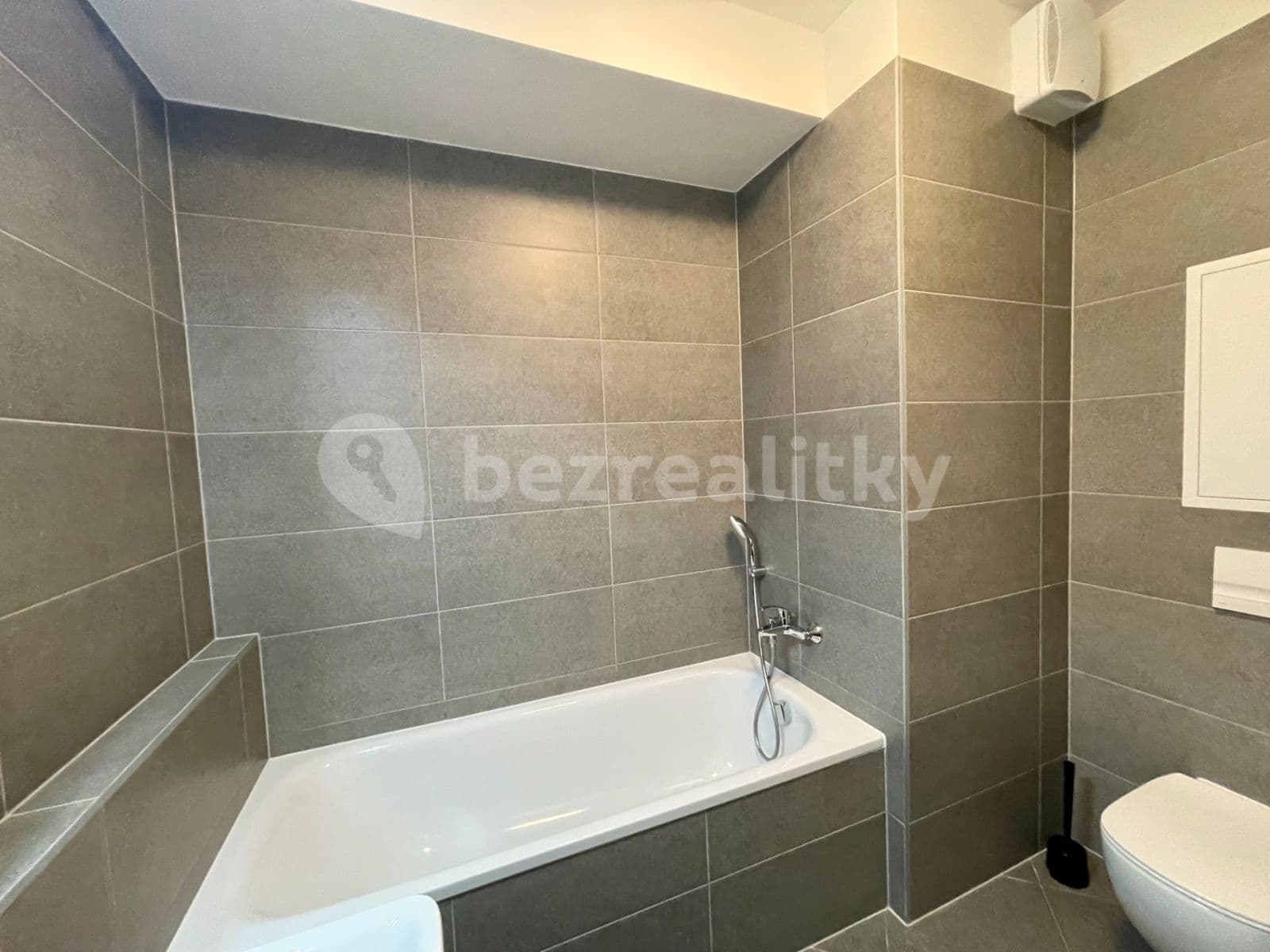 Pronájem bytu 2+kk 51 m², Gollové, Praha, Praha Pronájem bytu 2+kk 51 m², Gollové, Praha, Praha