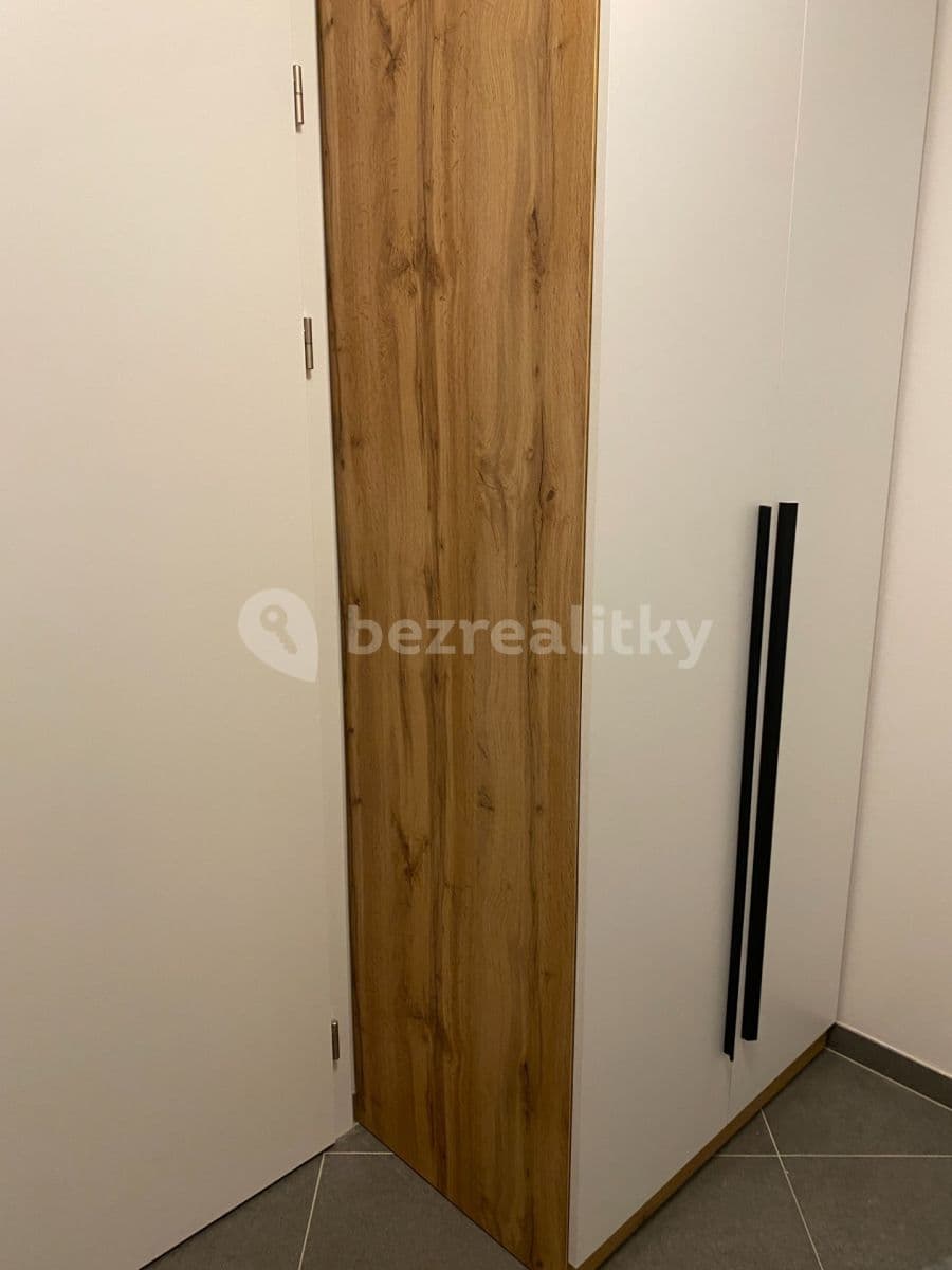 Pronájem bytu 2+kk 51 m², Gollové, Praha, Praha Pronájem bytu 2+kk 51 m², Gollové, Praha, Praha