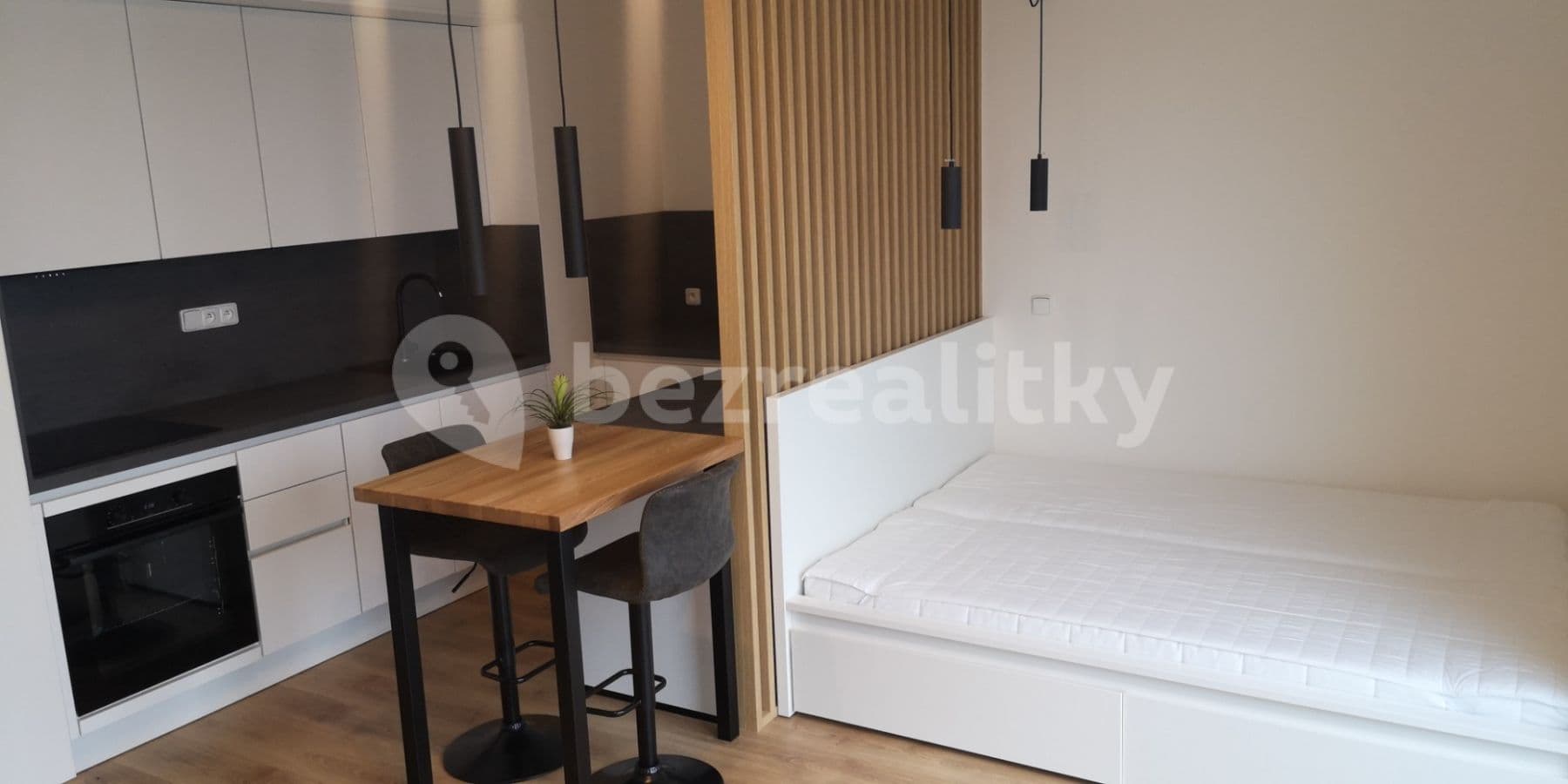 Pronájem bytu 1+kk 31 m², Heřmanická, Praha, Praha Pronájem bytu 1+kk 31 m², Heřmanická, Praha, Praha