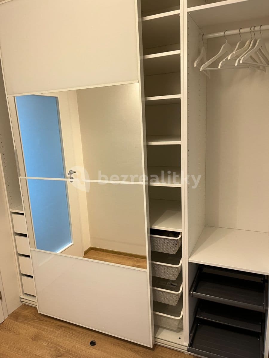 Pronájem bytu 1+kk 31 m², Heřmanická, Praha, Praha Pronájem bytu 1+kk 31 m², Heřmanická, Praha, Praha