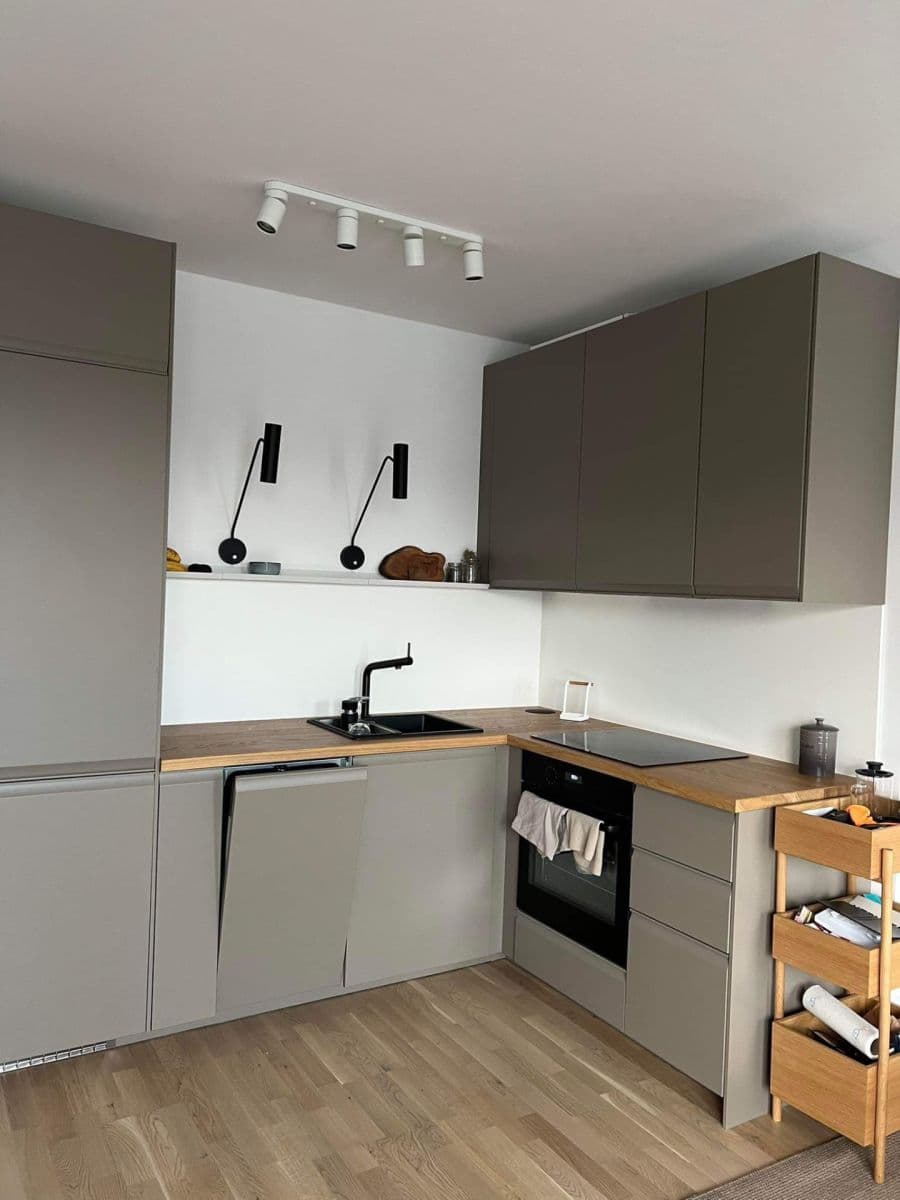 Pronájem bytu 2+1 57 m², Račianska, Nové Mesto, Bratislavský kraj Pronájem bytu 2+1 57 m², Račianska, Nové Mesto, Bratislavský kraj