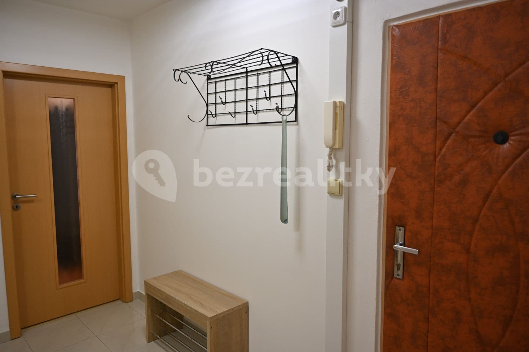 Pronájem bytu 3+1 68 m², Přímětická, Praha, Praha Pronájem bytu 3+1 68 m², Přímětická, Praha, Praha
