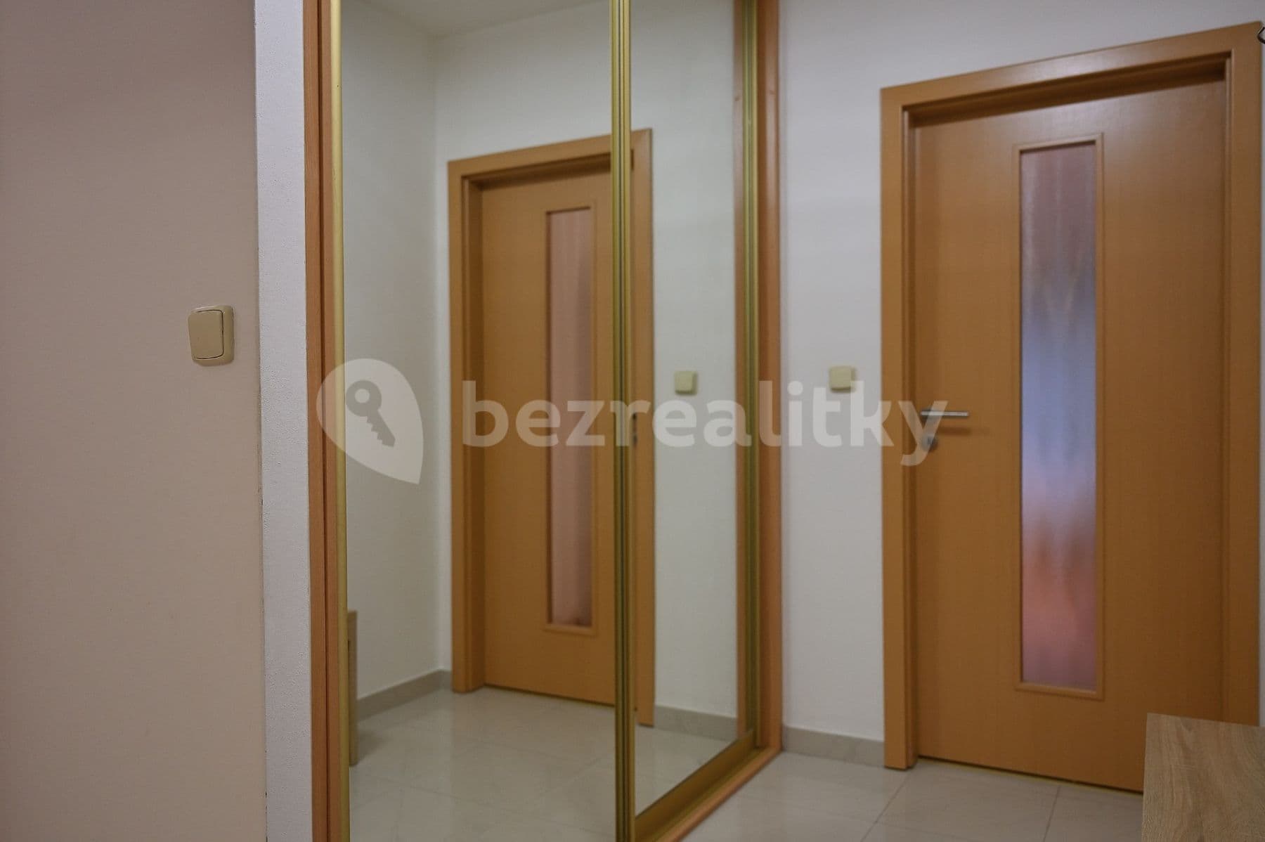 Pronájem bytu 3+1 68 m², Přímětická, Praha, Praha Pronájem bytu 3+1 68 m², Přímětická, Praha, Praha