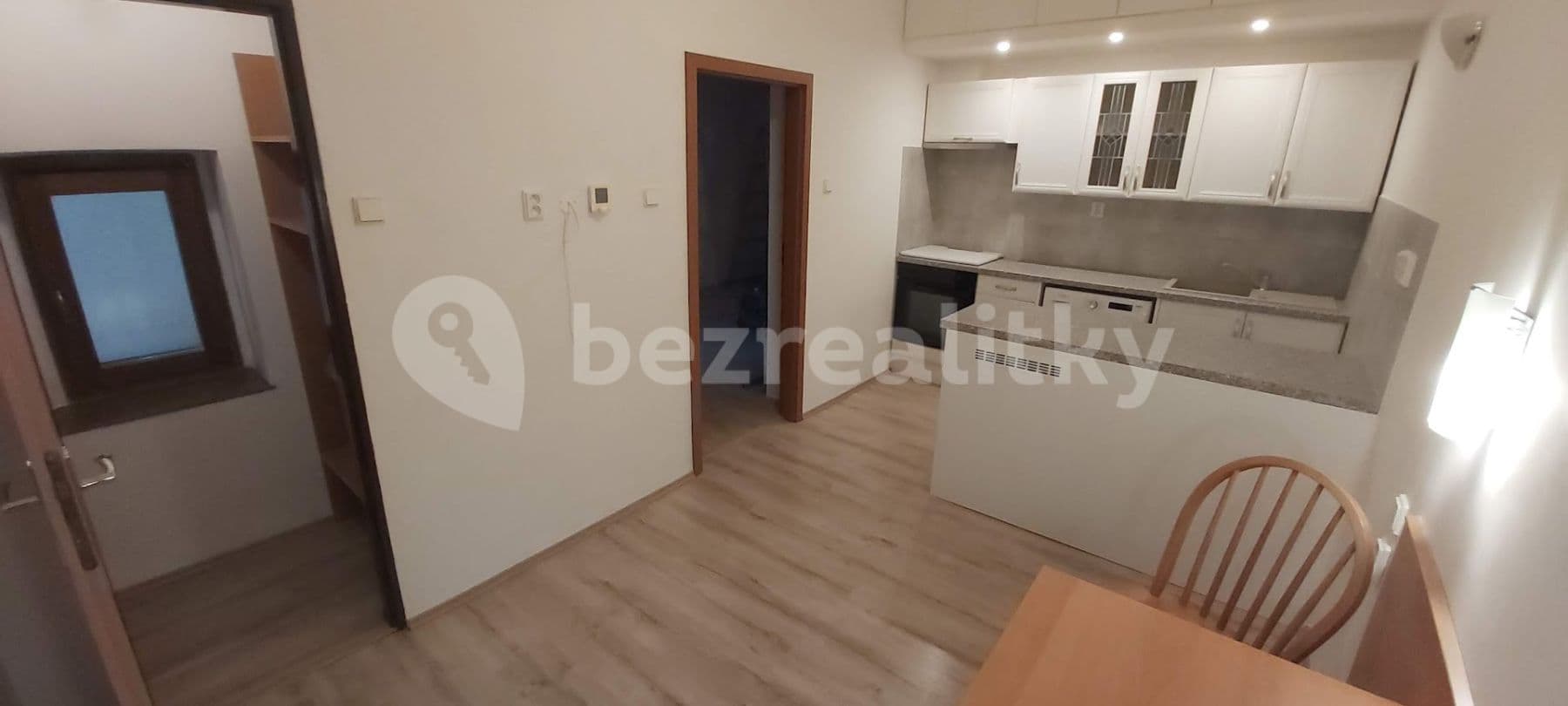 Pronájem bytu 1+1 35 m², Americká, Praha, Praha Pronájem bytu 1+1 35 m², Americká, Praha, Praha