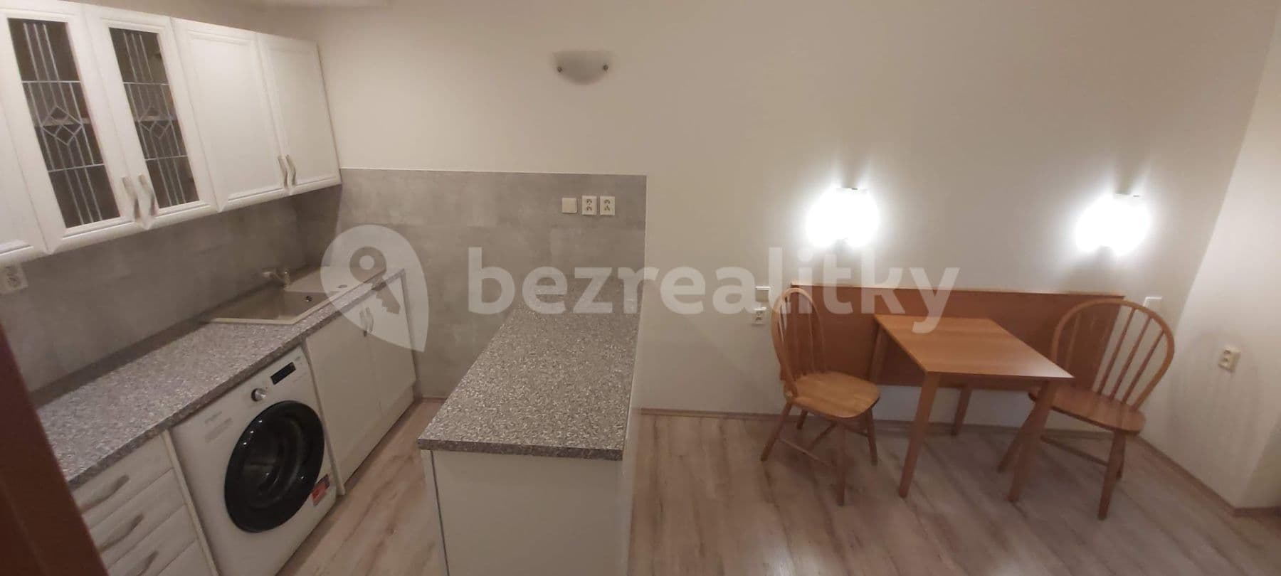 Pronájem bytu 1+1 35 m², Americká, Praha, Praha Pronájem bytu 1+1 35 m², Americká, Praha, Praha