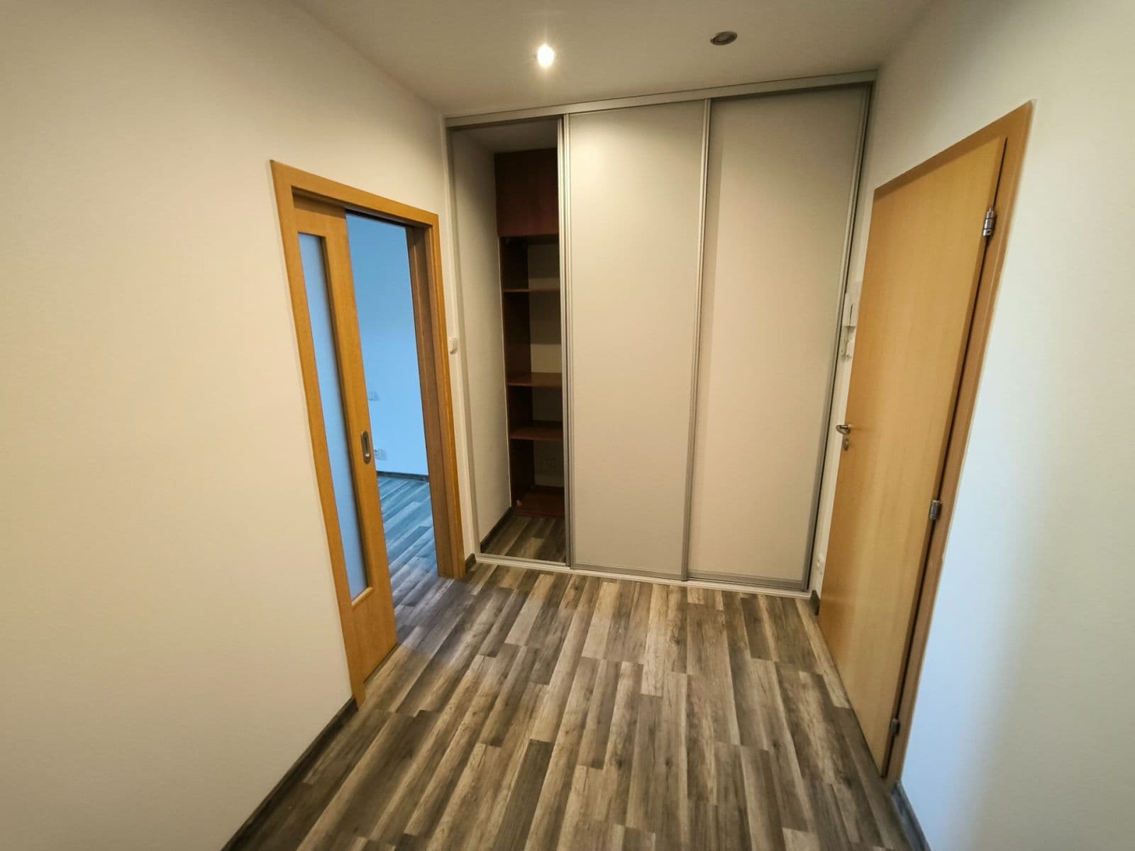 Pronájem bytu 1+1 46 m², Masarykovo náměstí, Brandýs nad Labem-Stará Boleslav, Středočeský kraj Pronájem bytu 1+1 46 m², Masarykovo náměstí, Brandýs nad Labem-Stará Boleslav, Středočeský kraj
