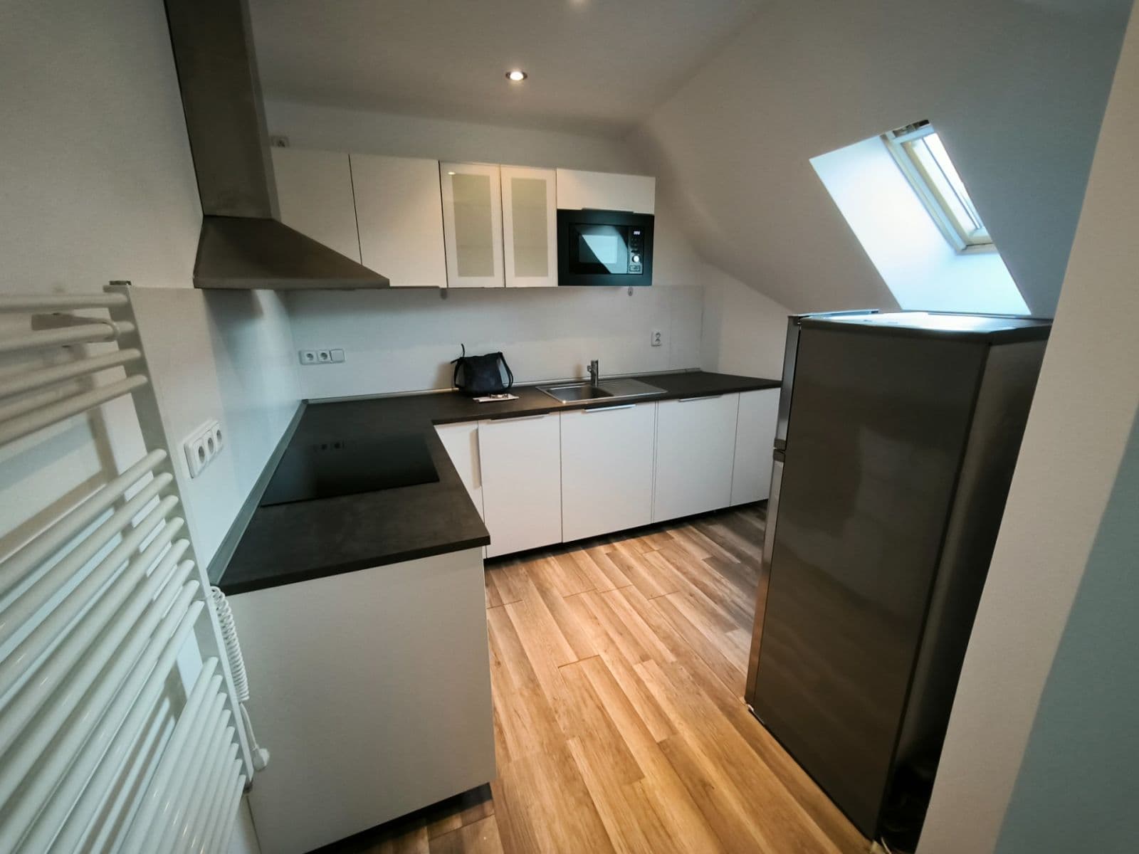 Pronájem bytu 1+1 46 m², Masarykovo náměstí, Brandýs nad Labem-Stará Boleslav, Středočeský kraj Pronájem bytu 1+1 46 m², Masarykovo náměstí, Brandýs nad Labem-Stará Boleslav, Středočeský kraj