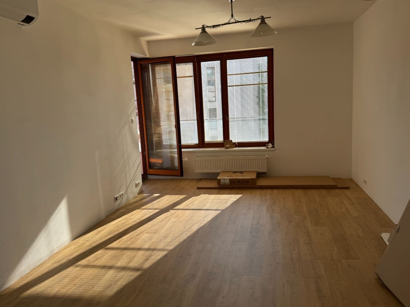 Pronájem bytu 2+kk 58 m², Bratislavská, Praha, Praha Pronájem bytu 2+kk 58 m², Bratislavská, Praha, Praha