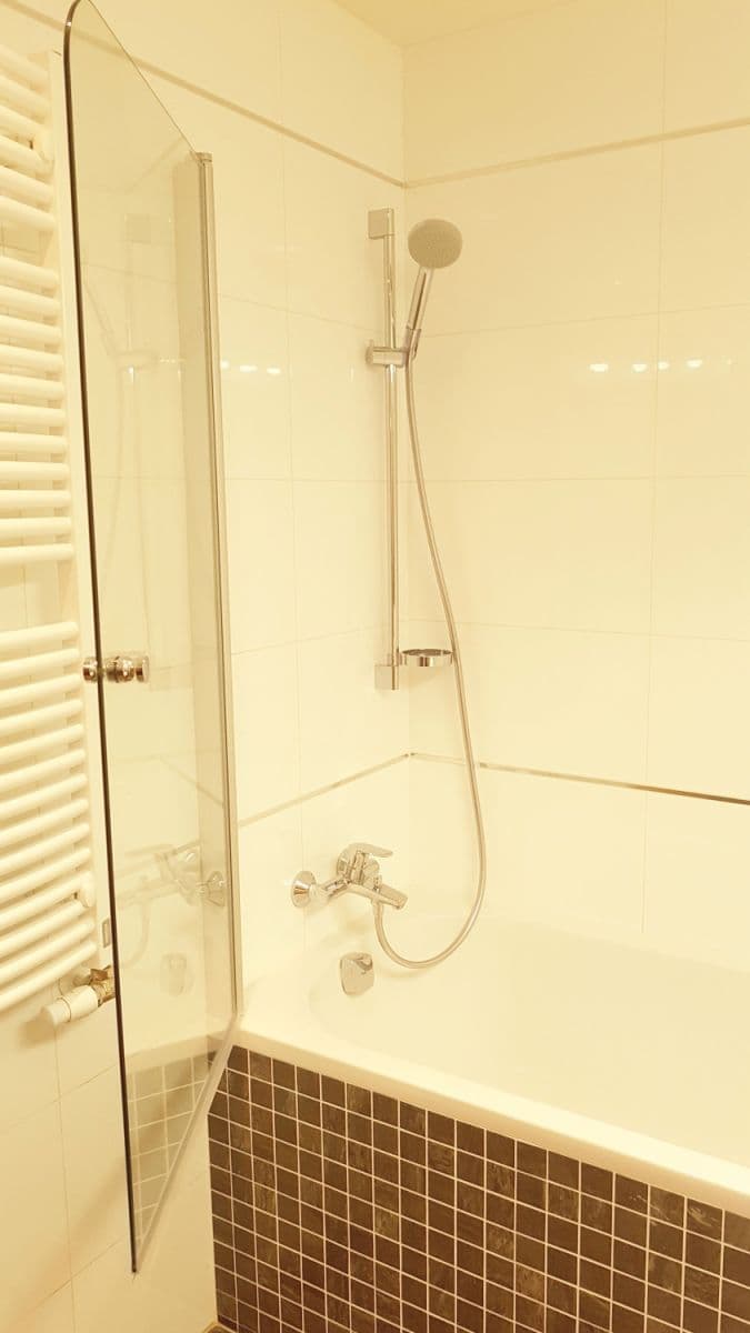 Pronájem bytu 85 m², Olšanská d, Praha, Praha Pronájem bytu 85 m², Olšanská d, Praha, Praha