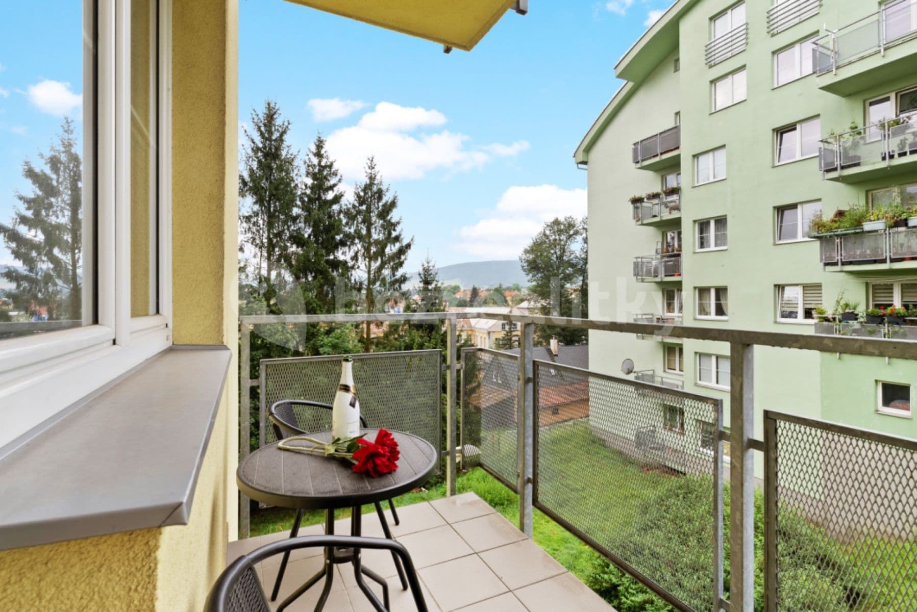 Pronájem bytu 3+1 83 m², Nádvorní, Liberec, Liberecký kraj Pronájem bytu 3+1 83 m², Nádvorní, Liberec, Liberecký kraj