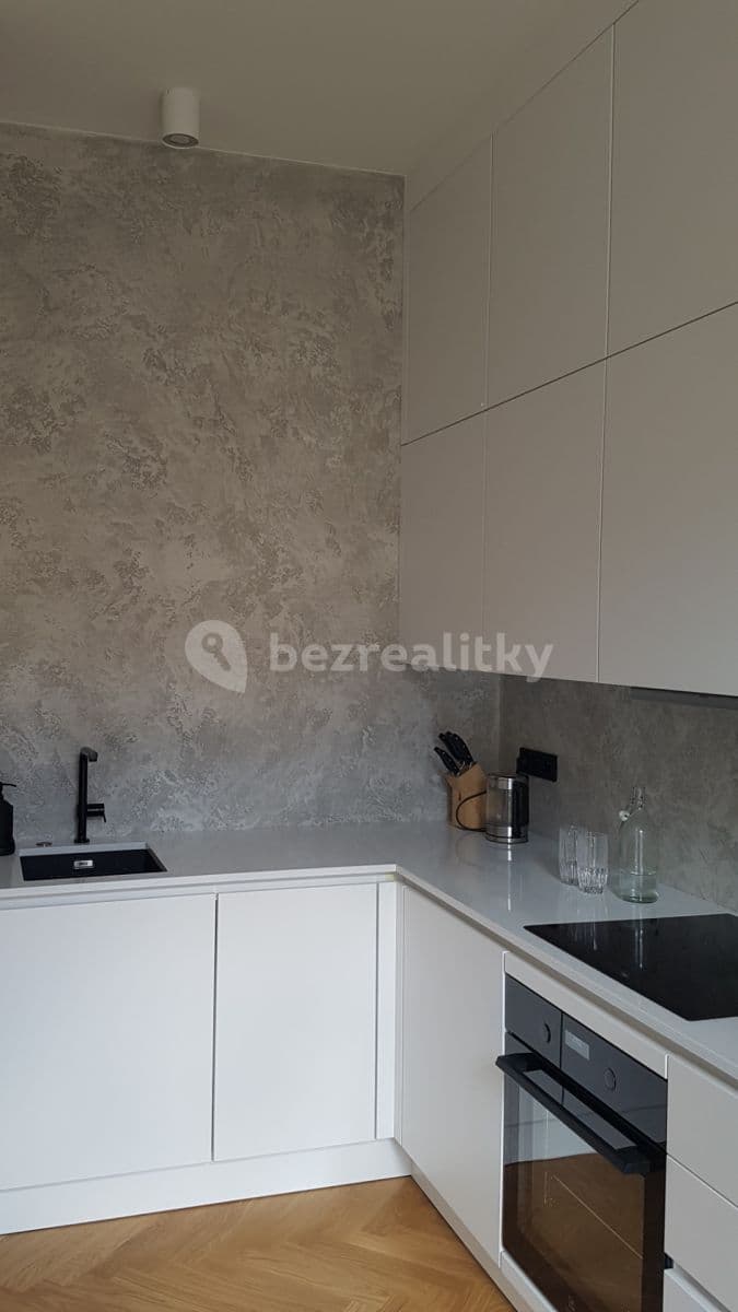 Pronájem bytu 1+1 52 m², Charlese de Gaulla, Praha, Praha Pronájem bytu 1+1 52 m², Charlese de Gaulla, Praha, Praha