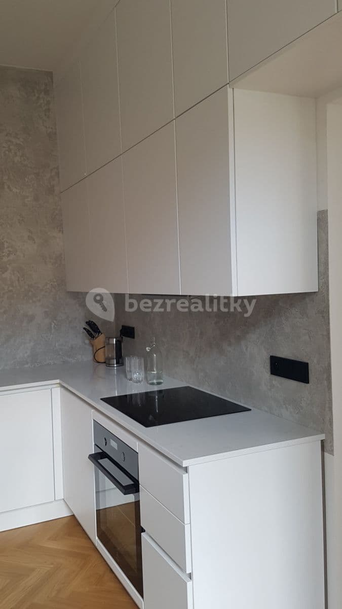 Pronájem bytu 1+1 52 m², Charlese de Gaulla, Praha, Praha Pronájem bytu 1+1 52 m², Charlese de Gaulla, Praha, Praha