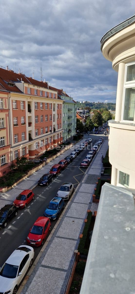 Pronájem bytu 1+1 52 m², Charlese de Gaulla, Praha, Praha Pronájem bytu 1+1 52 m², Charlese de Gaulla, Praha, Praha