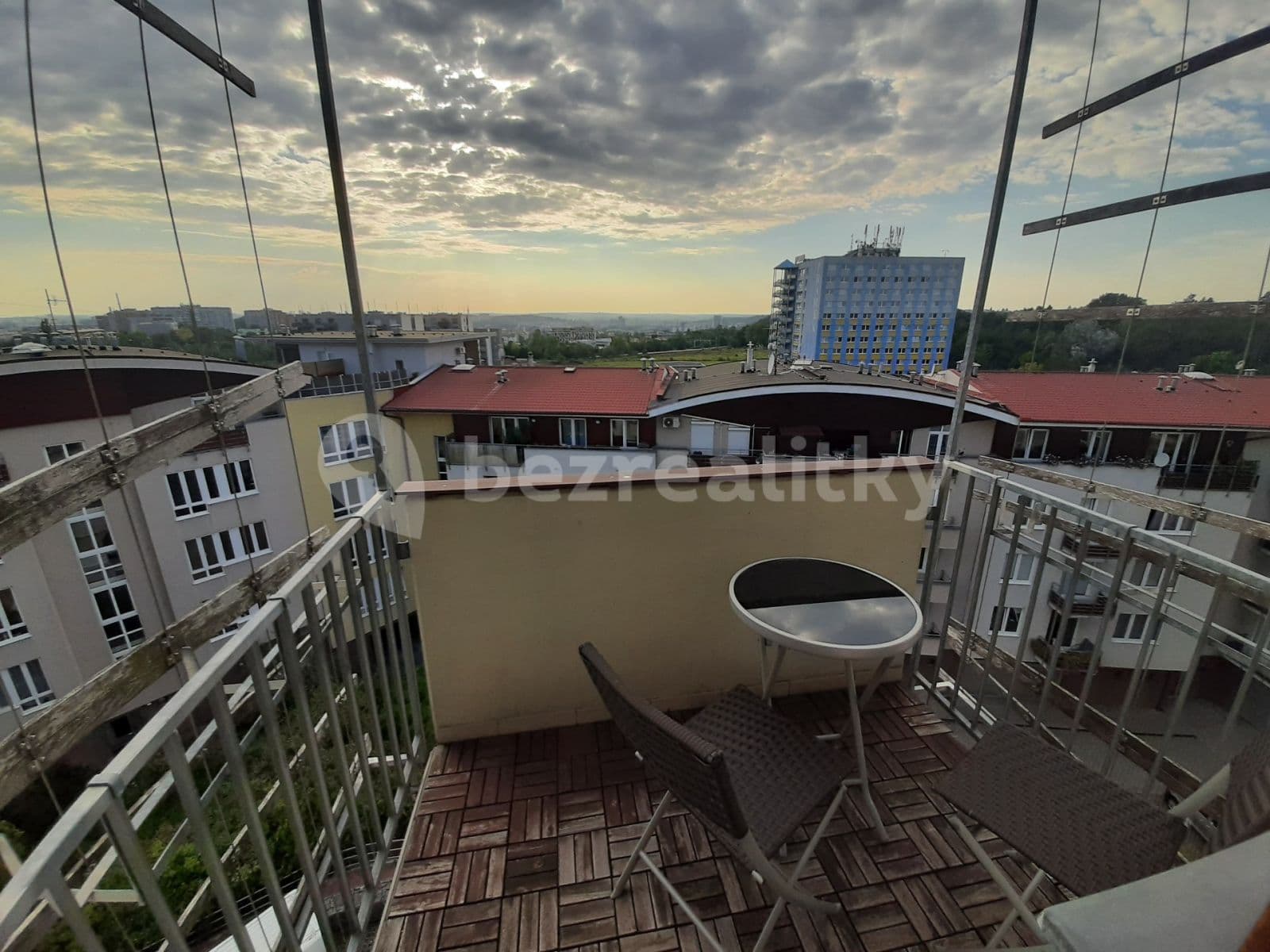 Pronájem bytu 1+kk 43 m², Pelušková, Praha, Praha Pronájem bytu 1+kk 43 m², Pelušková, Praha, Praha