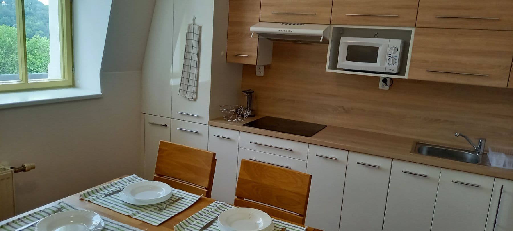 Prodej bytu 1+1 45 m², Moravská, Karlovy Vary, Karlovarský kraj Prodej bytu 1+1 45 m², Moravská, Karlovy Vary, Karlovarský kraj