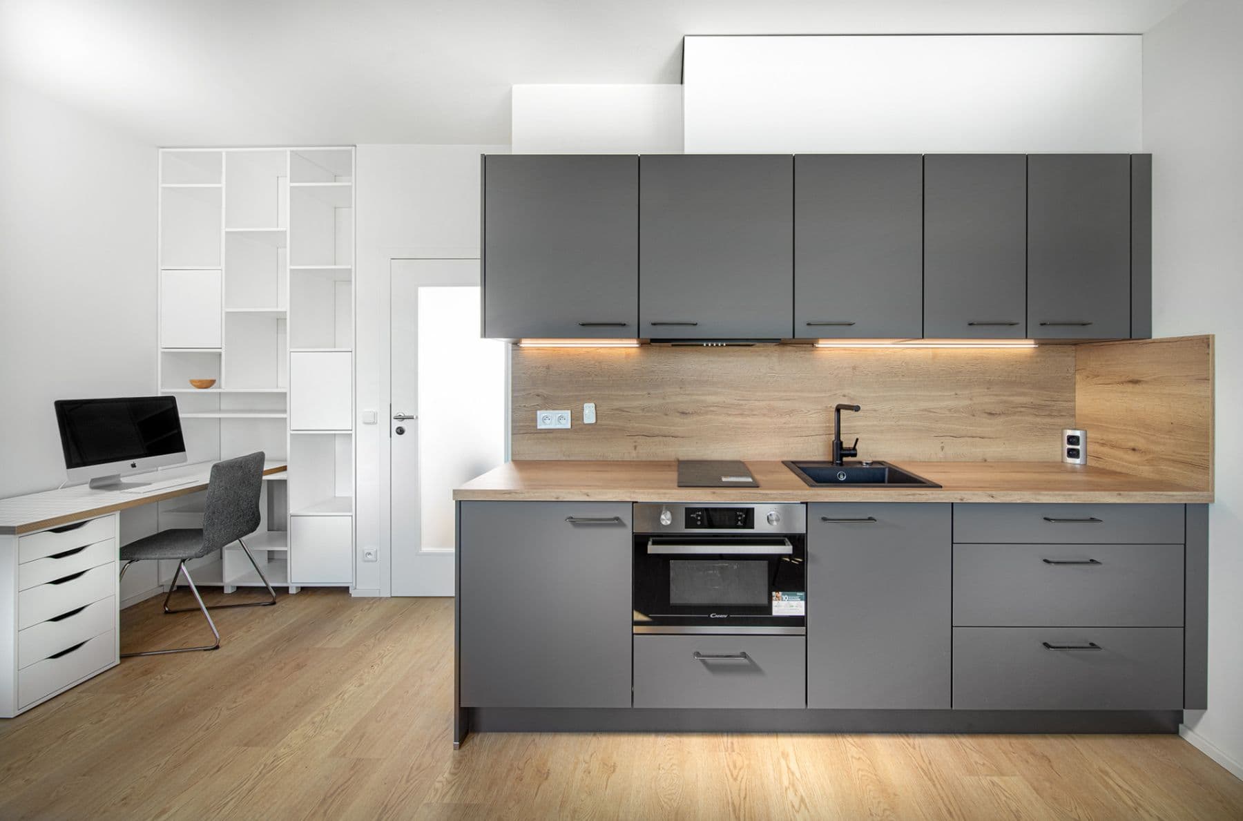 Pronájem bytu 1+kk 27 m², Heřmanická, Praha, Praha Pronájem bytu 1+kk 27 m², Heřmanická, Praha, Praha