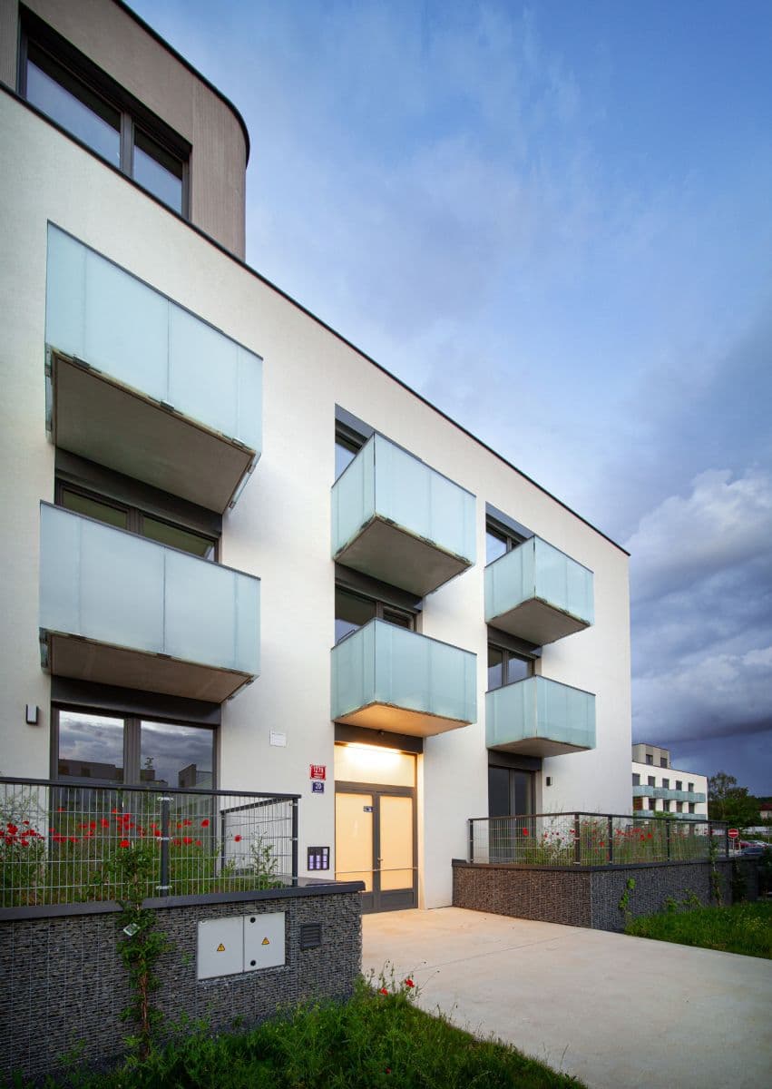 Pronájem bytu 1+kk 27 m², Heřmanická, Praha, Praha Pronájem bytu 1+kk 27 m², Heřmanická, Praha, Praha
