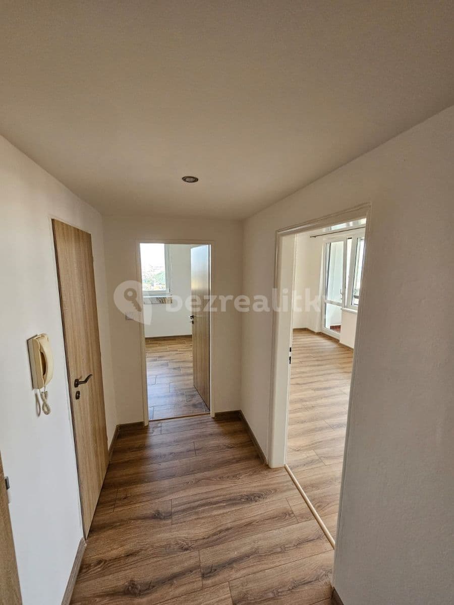 Pronájem bytu 2+1 60 m², Pod Dálnicí, Praha, Praha Pronájem bytu 2+1 60 m², Pod Dálnicí, Praha, Praha