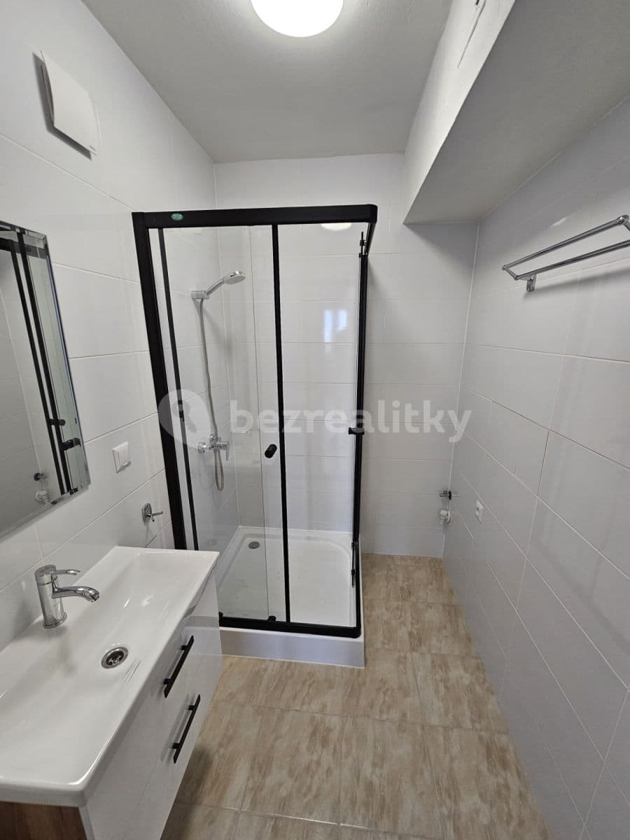 Pronájem bytu 2+1 60 m², Pod Dálnicí, Praha, Praha Pronájem bytu 2+1 60 m², Pod Dálnicí, Praha, Praha