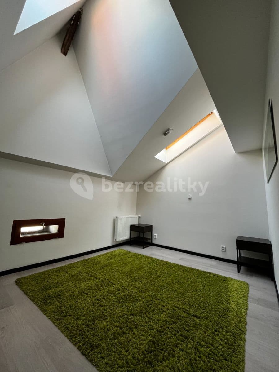 Pronájem bytu 3+kk 80 m², Křenová, Brno, Jihomoravský kraj Pronájem bytu 3+kk 80 m², Křenová, Brno, Jihomoravský kraj