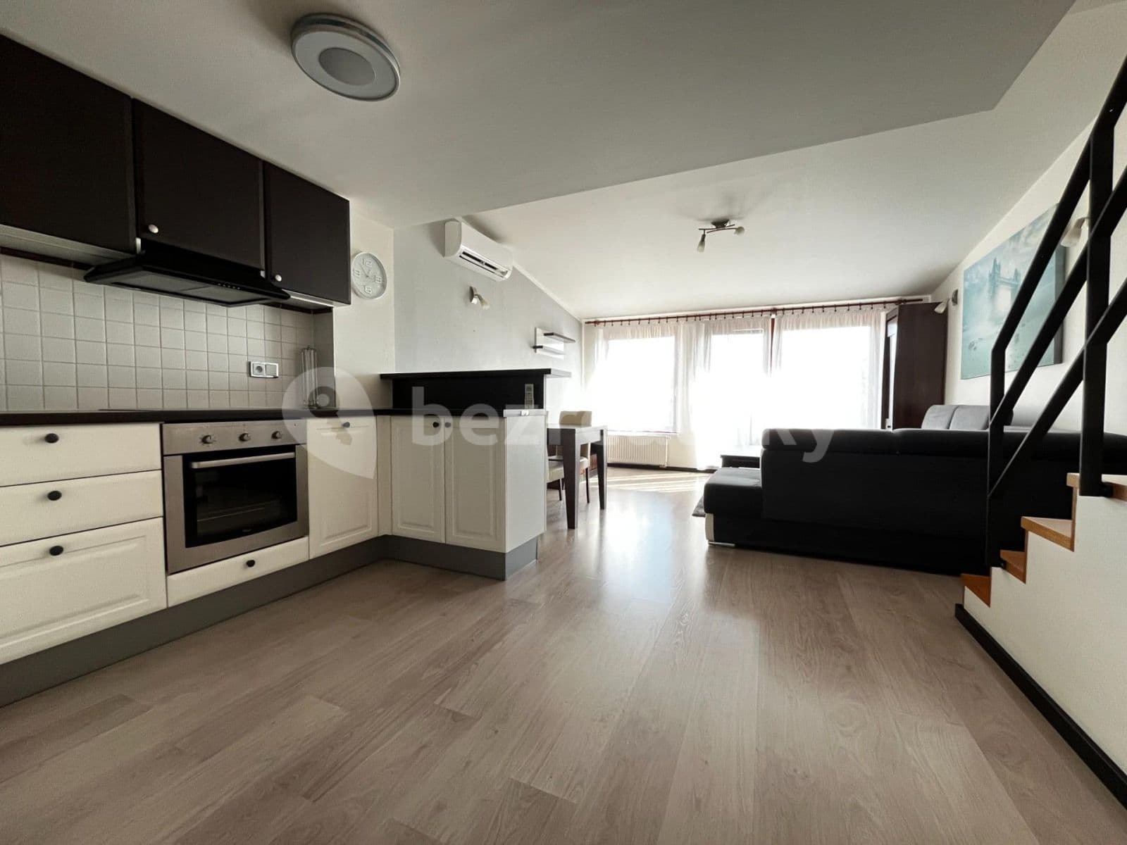 Pronájem bytu 3+kk 80 m², Křenová, Brno, Jihomoravský kraj Pronájem bytu 3+kk 80 m², Křenová, Brno, Jihomoravský kraj