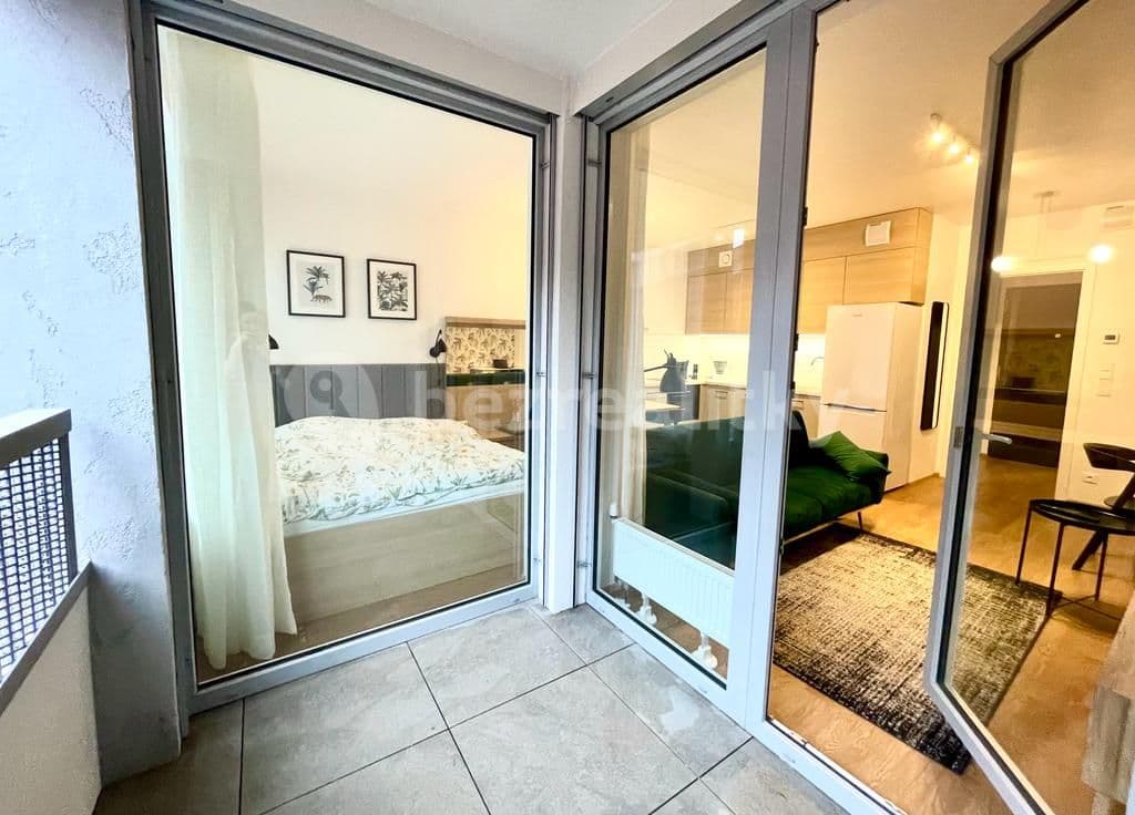 Pronájem bytu 1+kk 40 m², U Pergamenky, Praha, Praha Pronájem bytu 1+kk 40 m², U Pergamenky, Praha, Praha