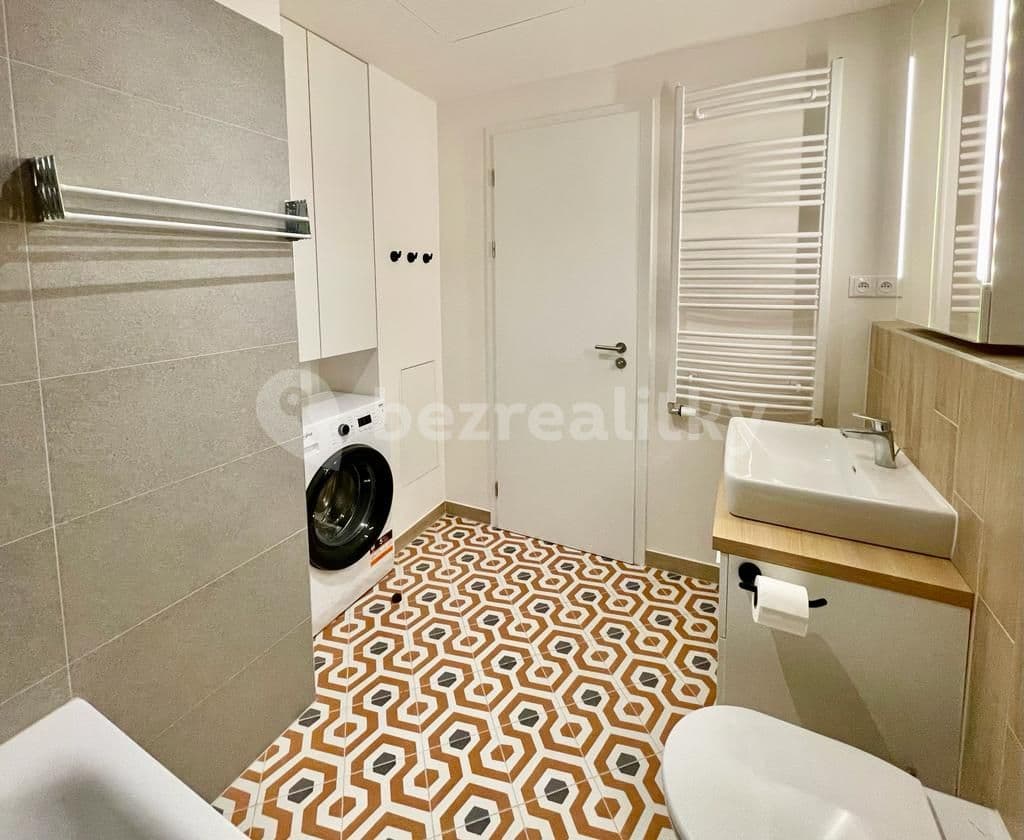 Pronájem bytu 1+kk 40 m², U Pergamenky, Praha, Praha Pronájem bytu 1+kk 40 m², U Pergamenky, Praha, Praha
