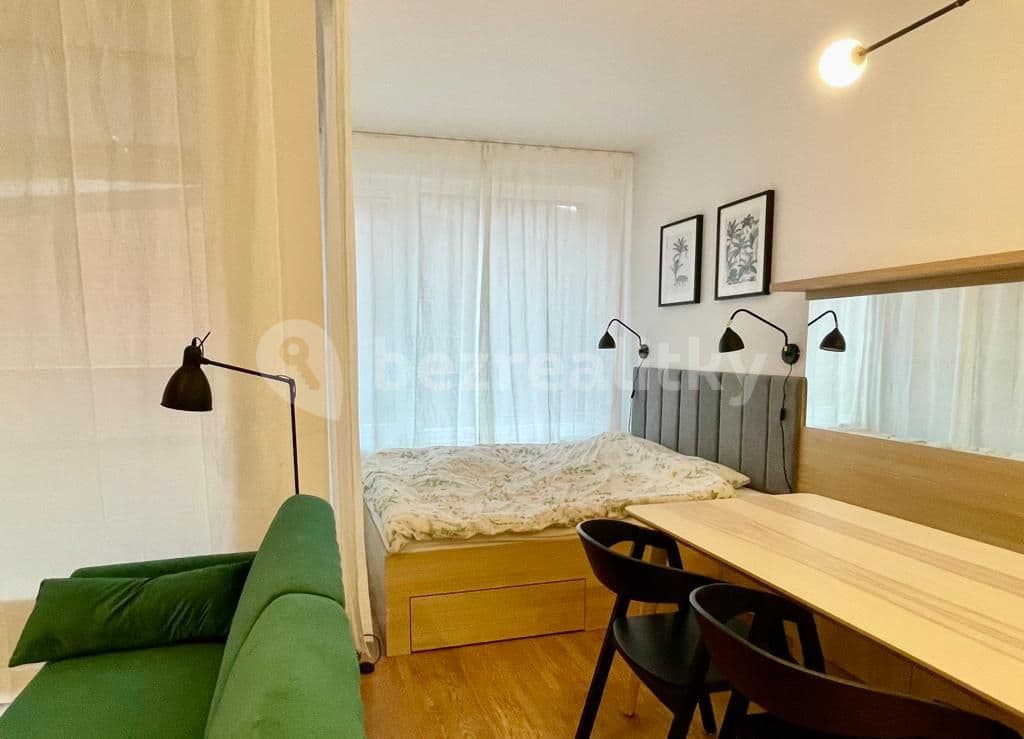 Pronájem bytu 1+kk 40 m², U Pergamenky, Praha, Praha Pronájem bytu 1+kk 40 m², U Pergamenky, Praha, Praha