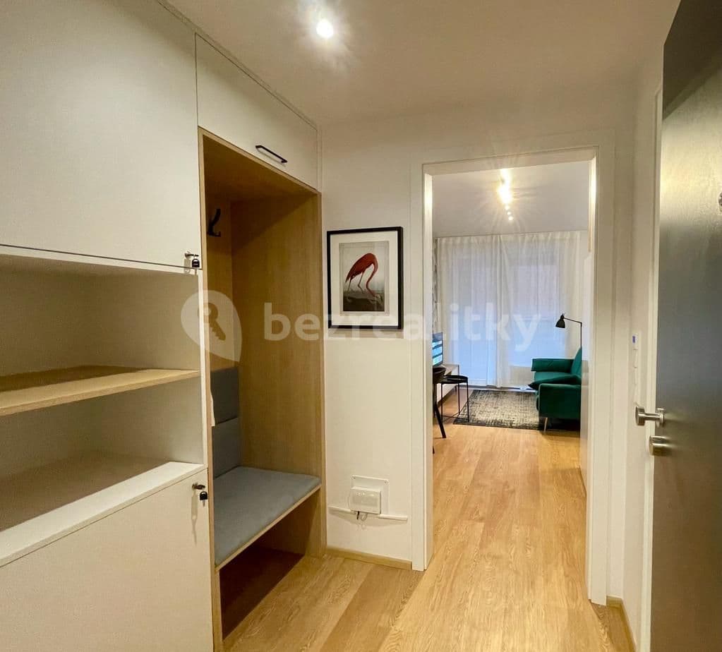 Pronájem bytu 1+kk 40 m², U Pergamenky, Praha, Praha Pronájem bytu 1+kk 40 m², U Pergamenky, Praha, Praha