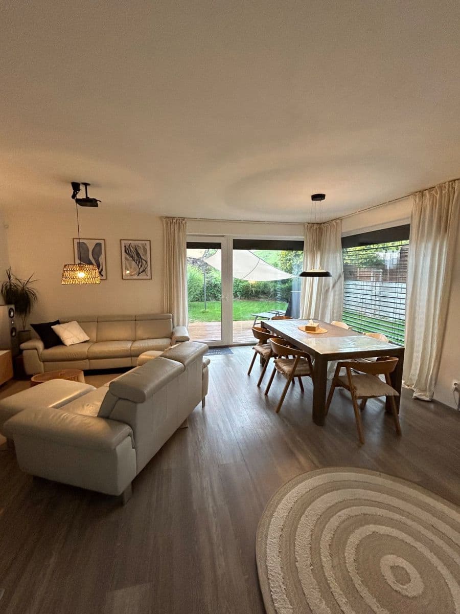 Prodej domu 124 m², pozemek 281 m², Třebízského, Líbeznice, Středočeský kraj Prodej domu 124 m², pozemek 281 m², Třebízského, Líbeznice, Středočeský kraj